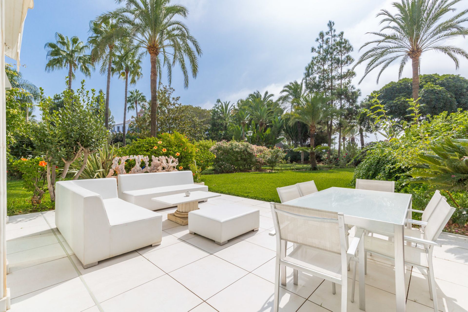 Condominio nel Marbella, Andalusia 11752444