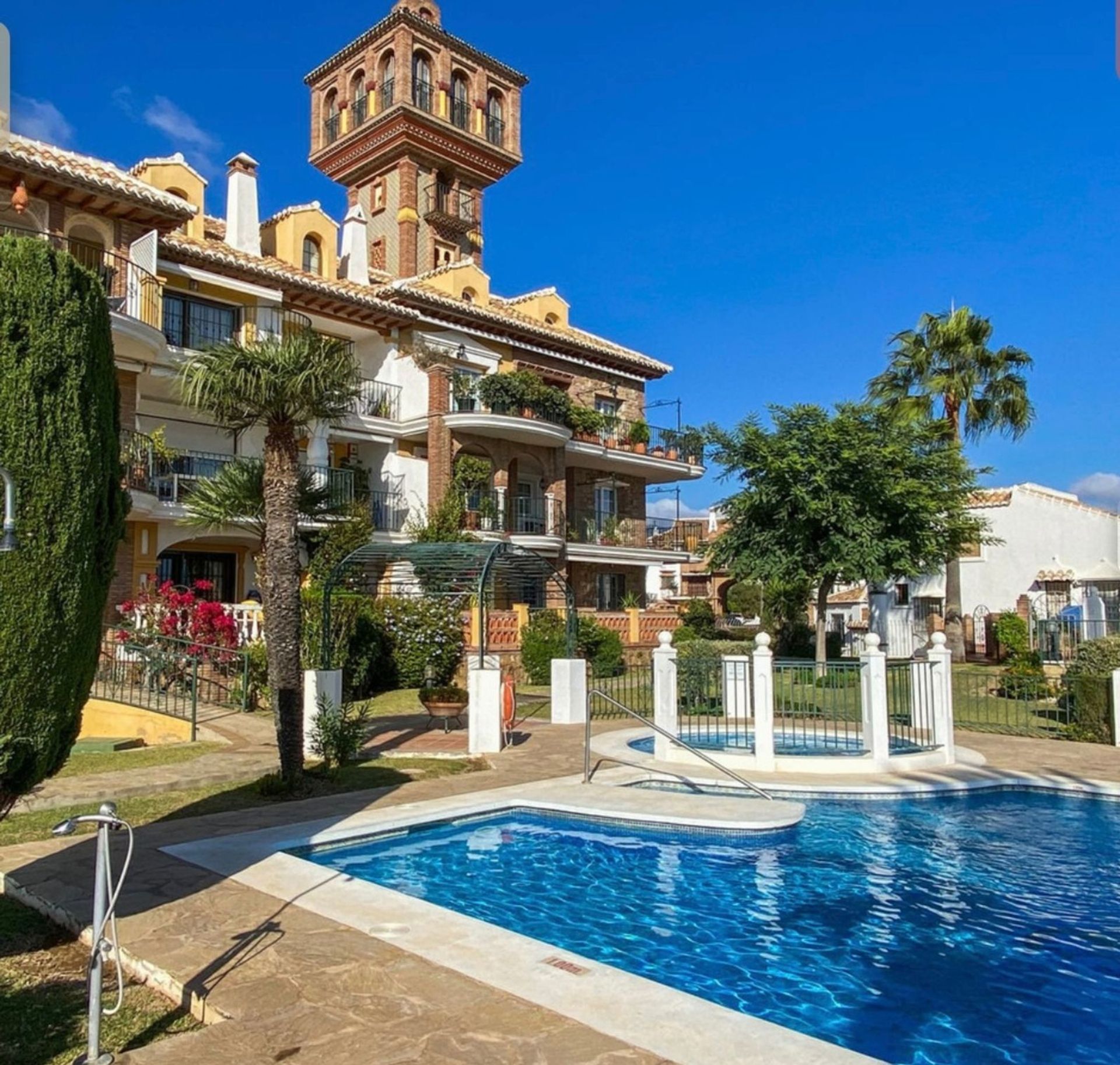 मकान में Las Lagunas de Mijas, Andalucía 11752476