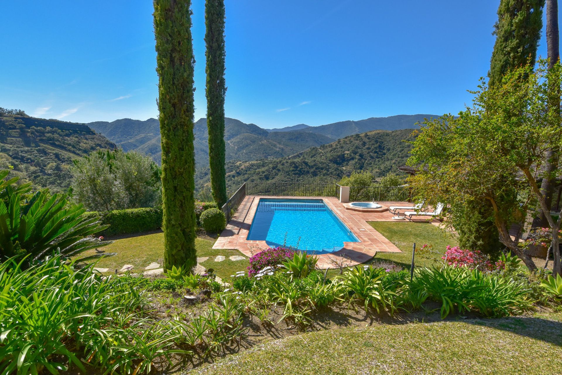 Huis in Benahavís, Andalucía 11752501