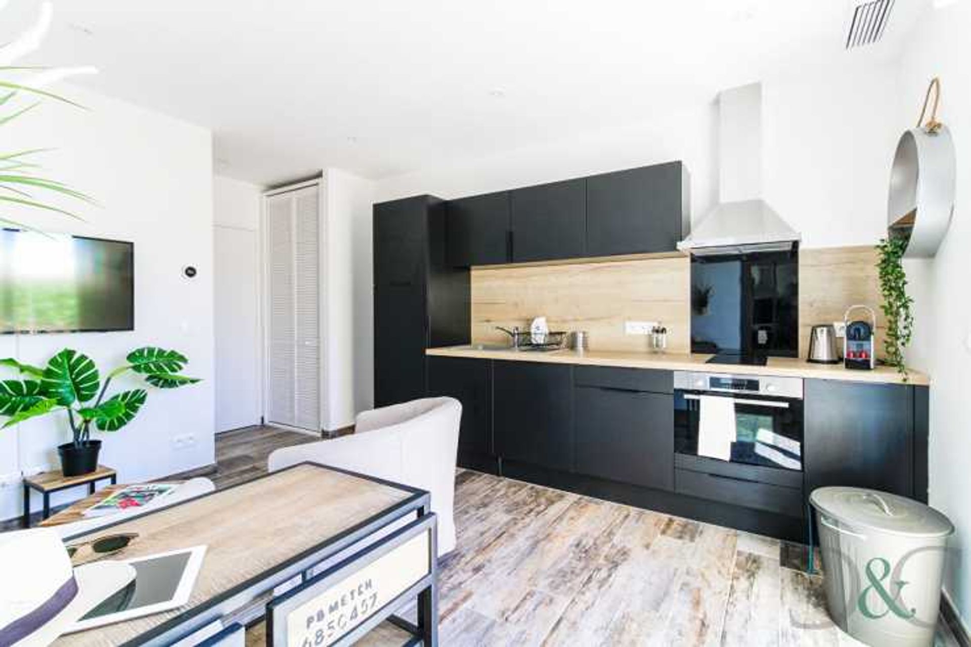 Кондоминиум в Le Lavandou, Provence-Alpes-Cote d'Azur 11752674