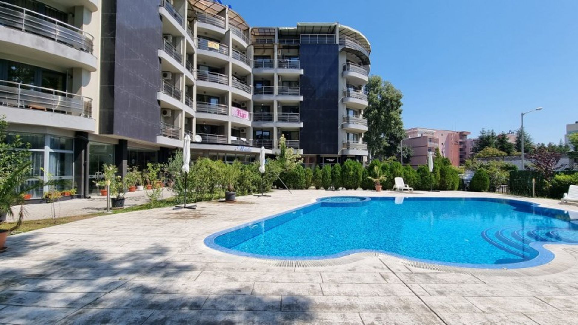 Condominium dans , Burgas 11752774