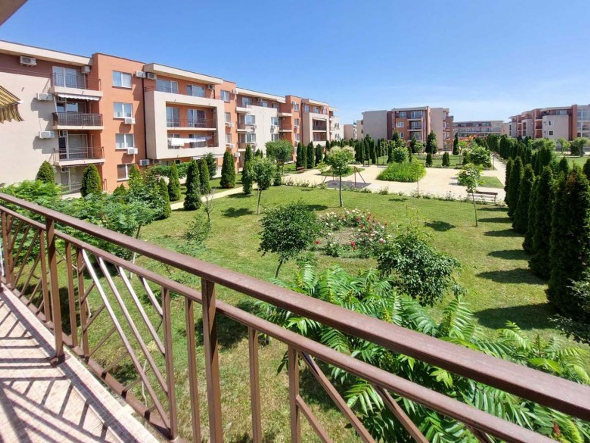 Condominio en Nesebar, Burgas 11752788