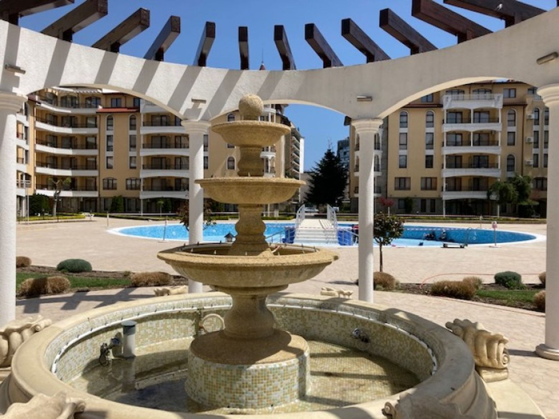 Condominio nel , Burgas 11752816