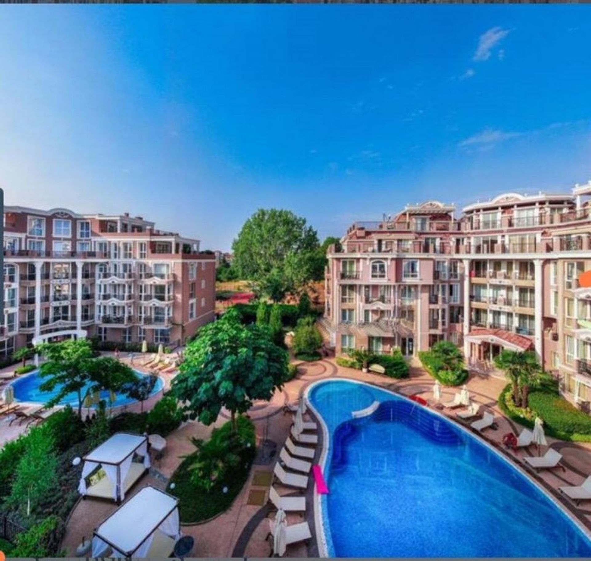 सम्मिलित में , Burgas 11752852