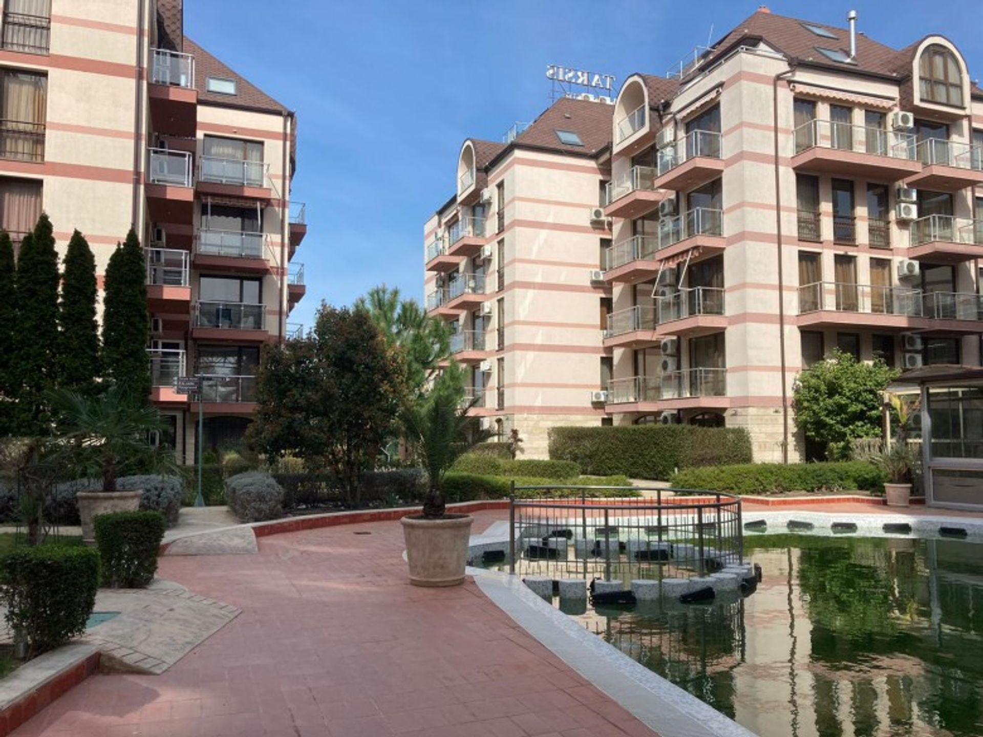 Condominium in , Burgas 11752873