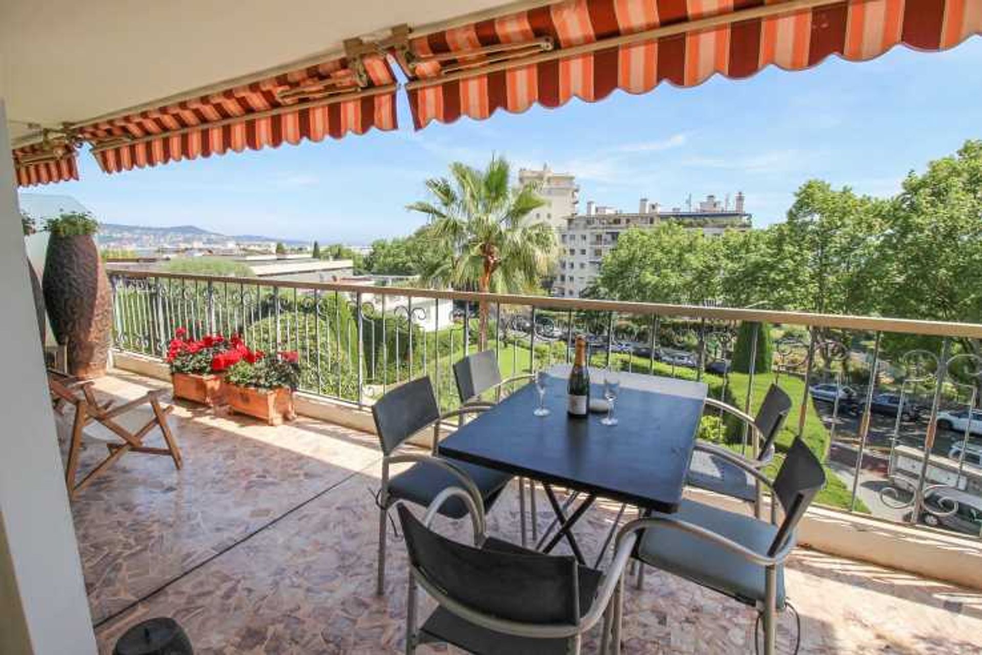 Квартира в Nice, Provence-Alpes-Côte d'Azur 11752880