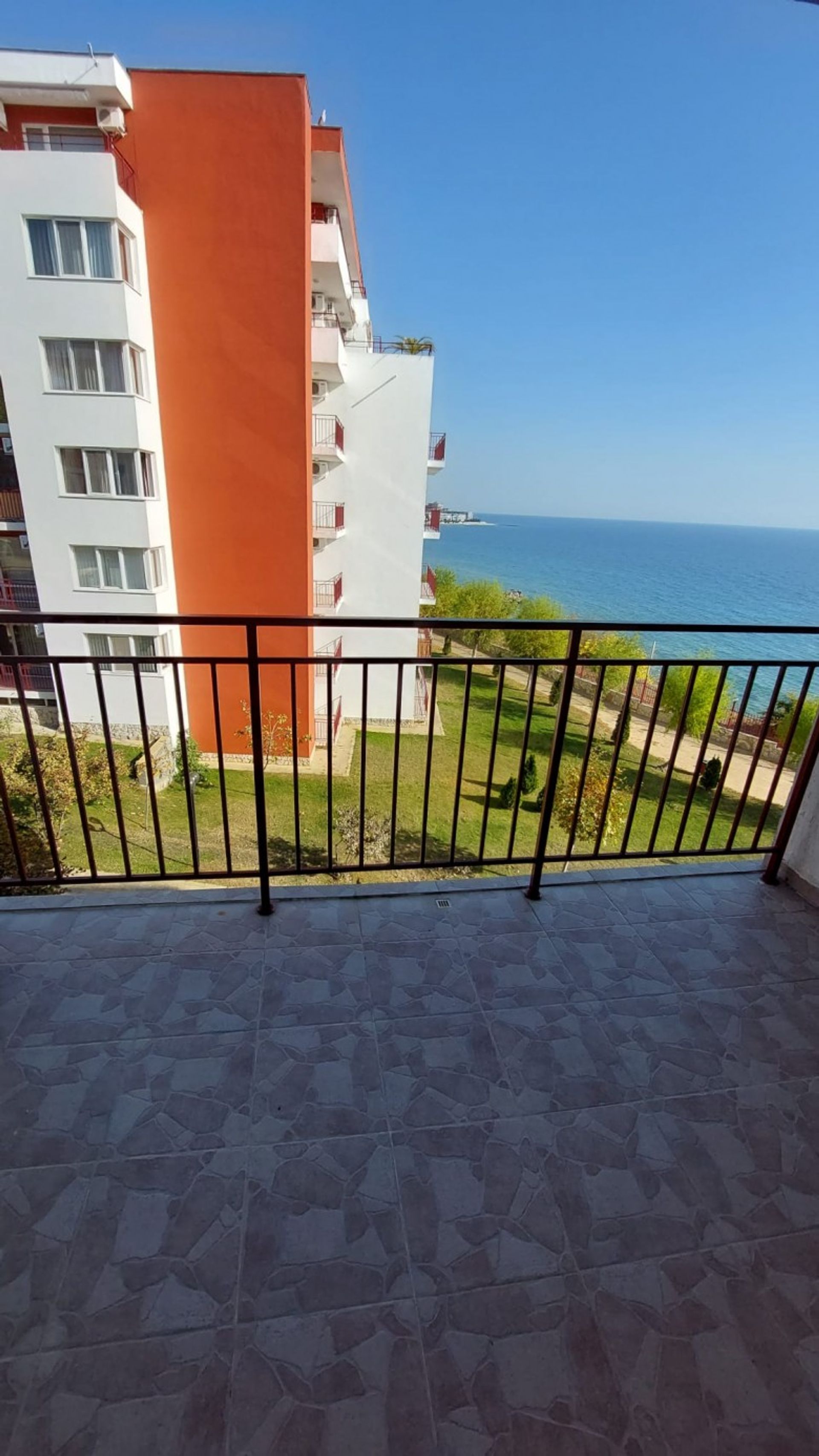 Condominium in Sveti Vlas, Burgas 11752946