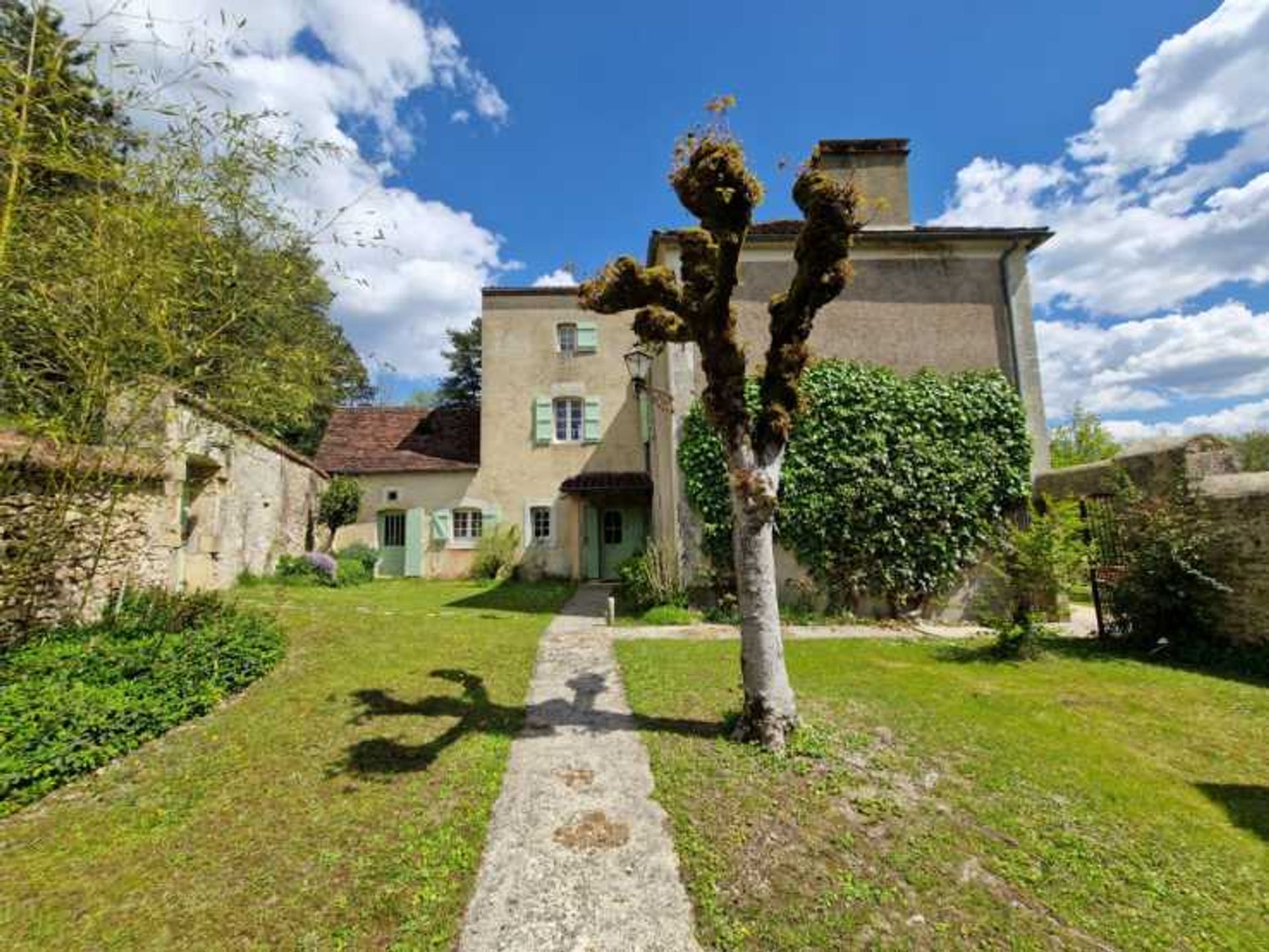 Будинок в Le Bugue, Nouvelle-Aquitaine 11752954