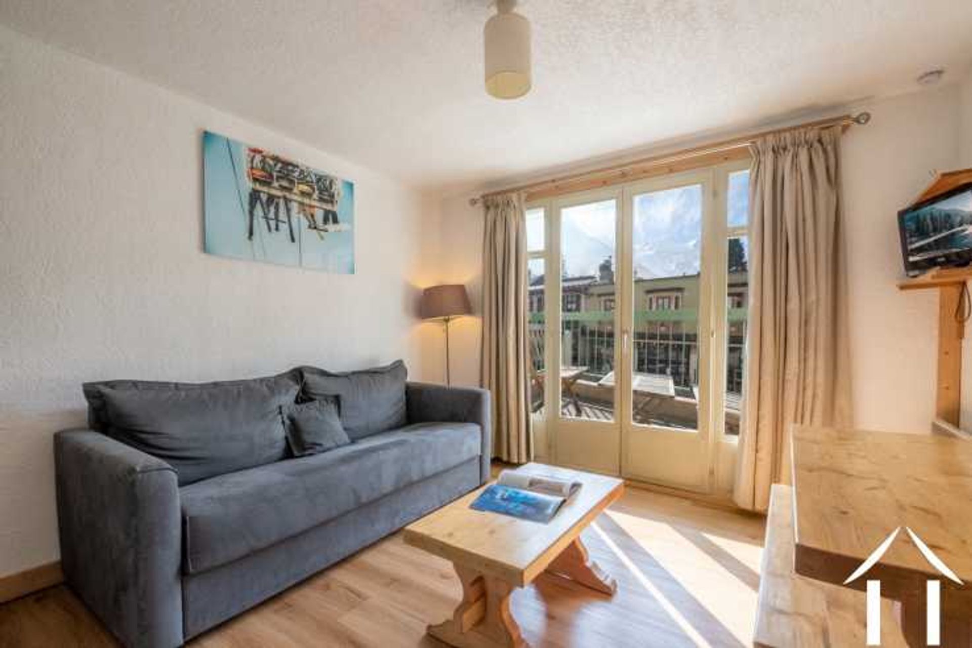 Condominium in Val-d'Isère, Auvergne-Rhône-Alpes 11753093