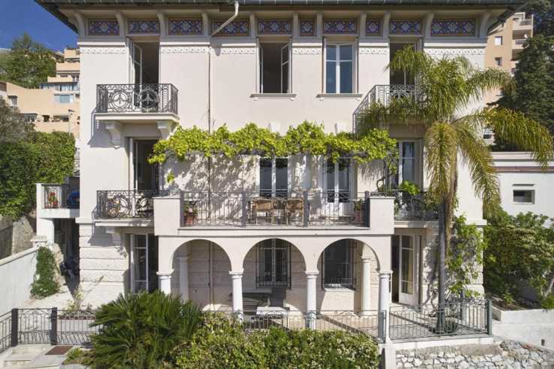 Haus im Cap-d'Ail, Provence-Alpes-Côte d'Azur 11753239