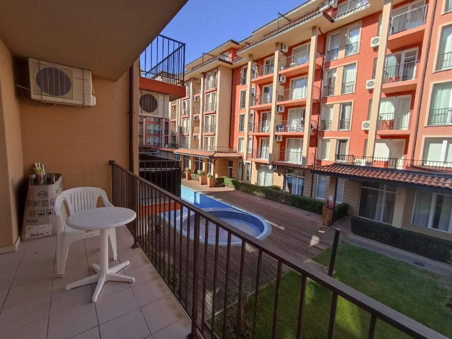 Condominio en ,  11753252