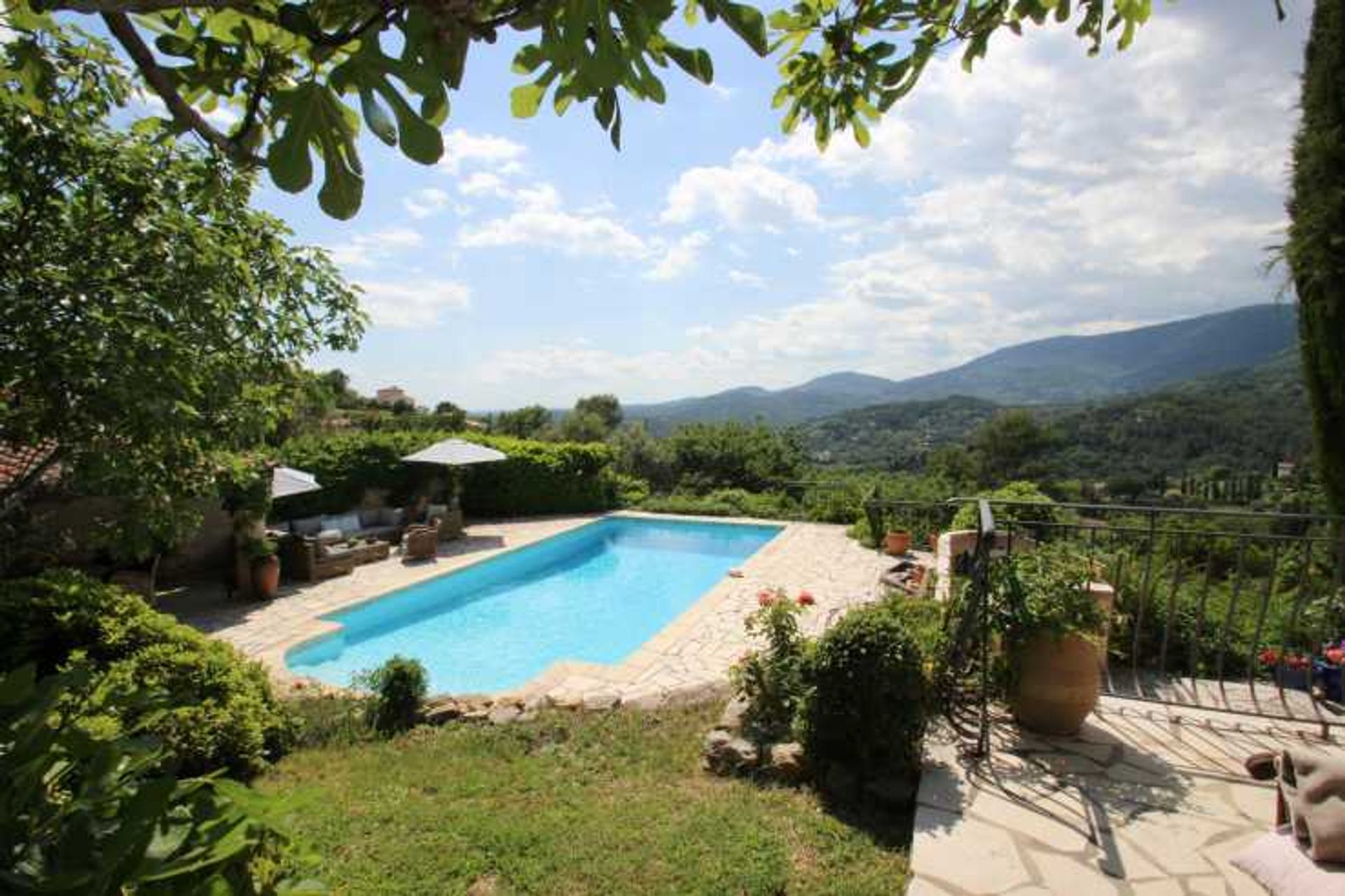 casa no Fayence, Provença-Alpes-Costa Azul 11753274