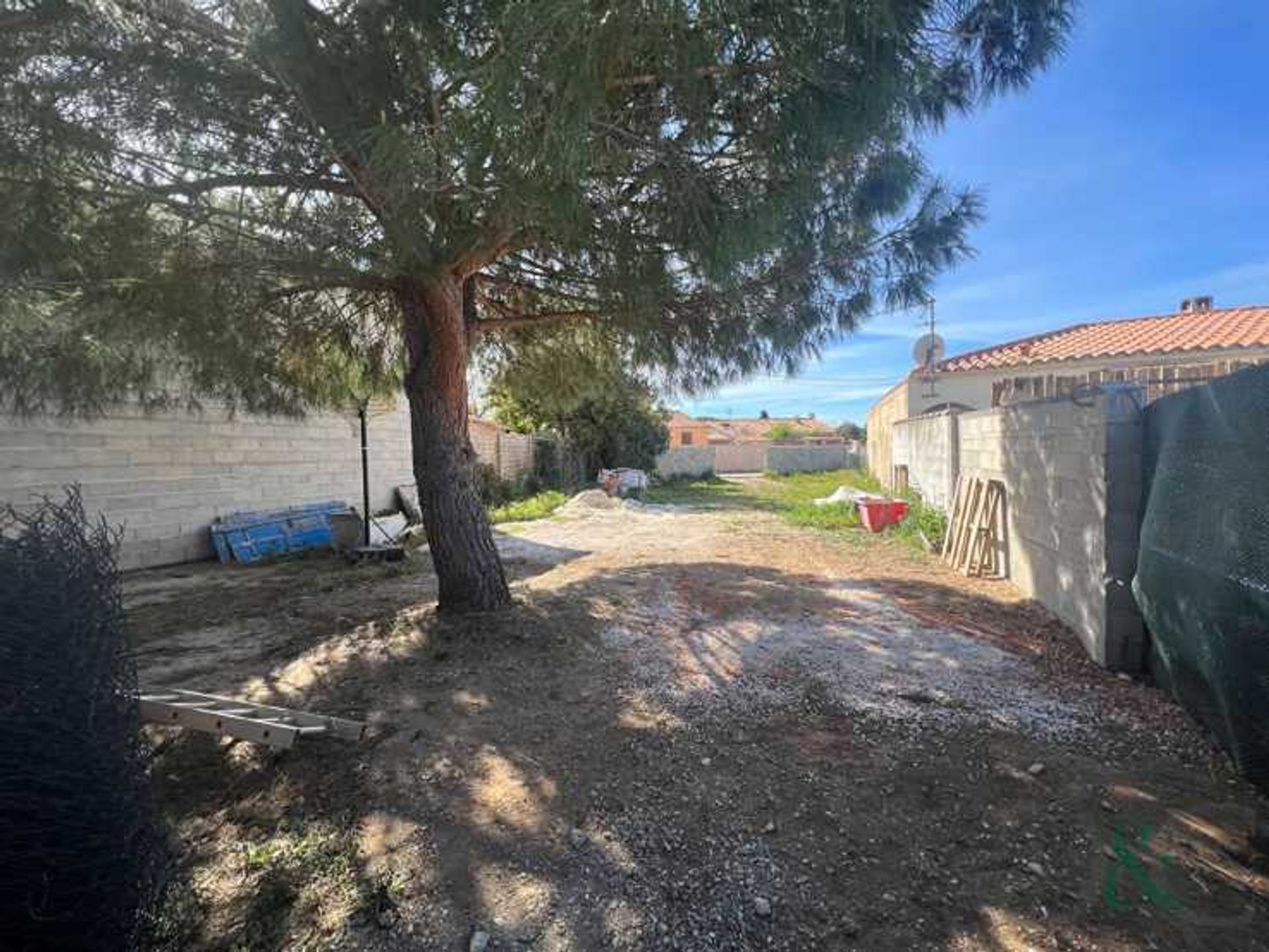 בַּיִת ב La Londe-les-Maures, Provence-Alpes-Côte d'Azur 11753284