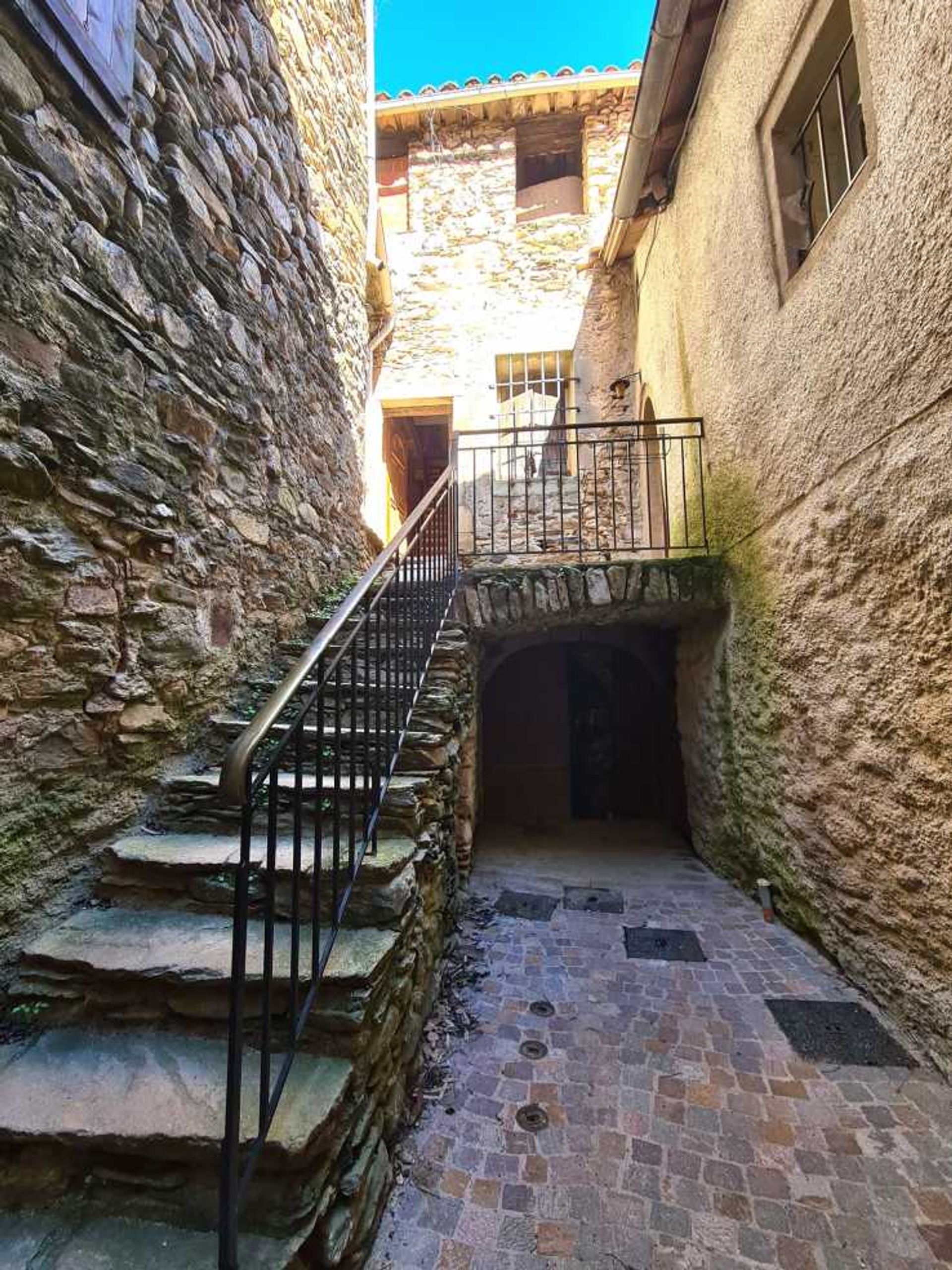 Hus i La Tour-sur-Orb, Occitanie 11753368