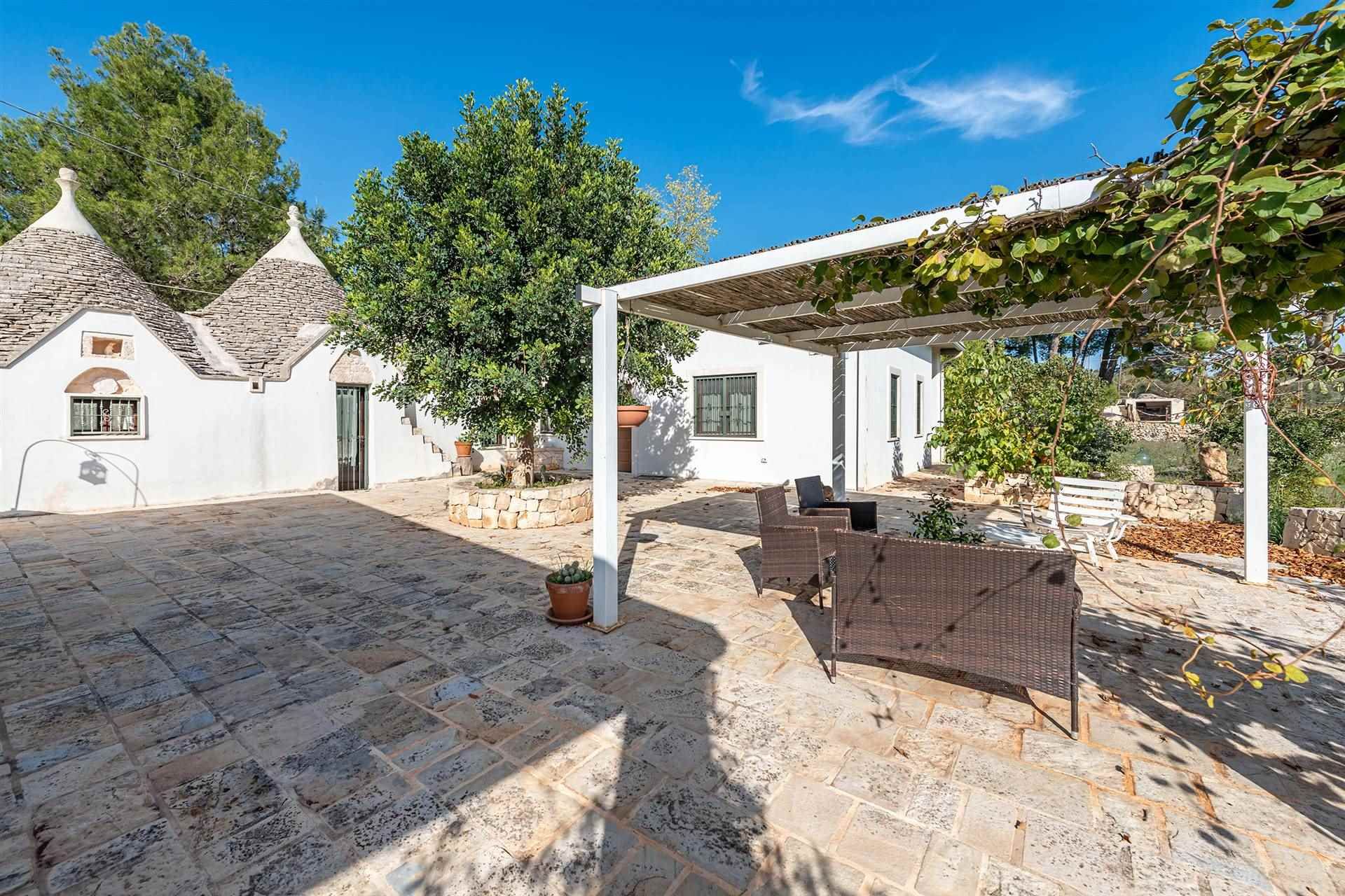 жилой дом в Ostuni, Apulia 11753631