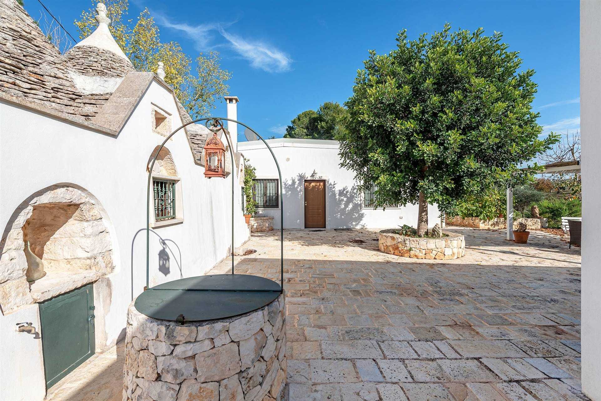 жилой дом в Ostuni, Apulia 11753631