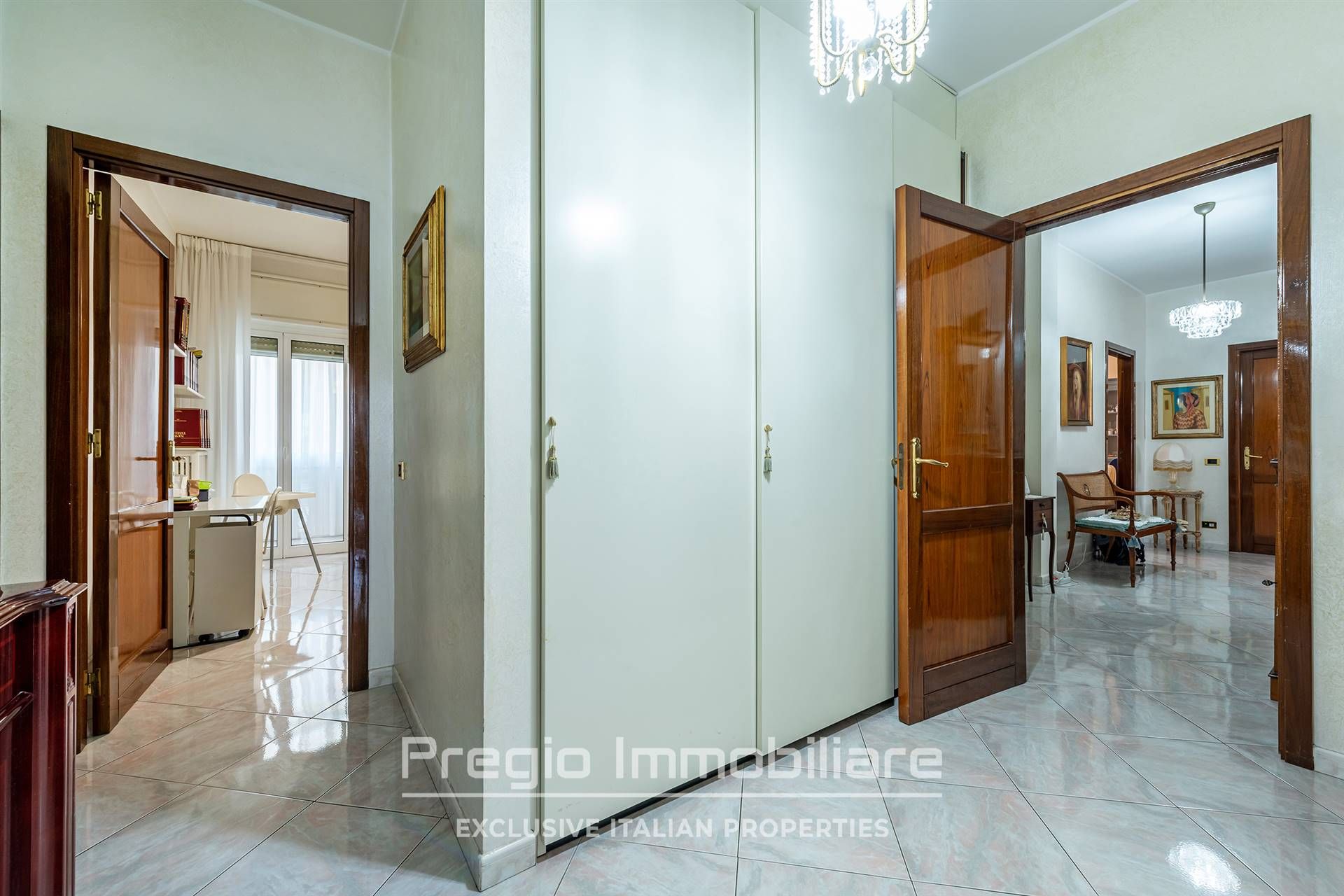 Condominium dans Bari, Apulia 11753658