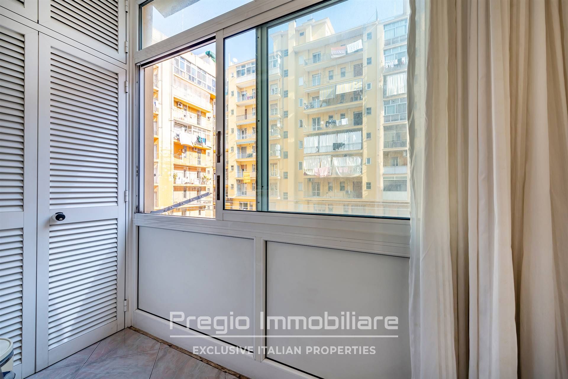 Condominium dans Bari, Apulia 11753658