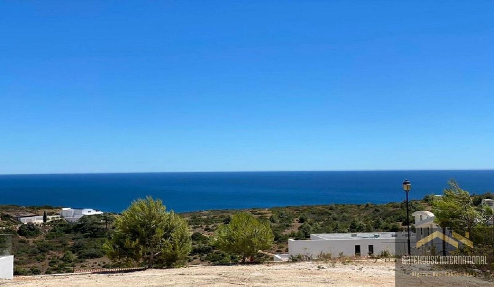 Land im Burgau, Faro 11753825