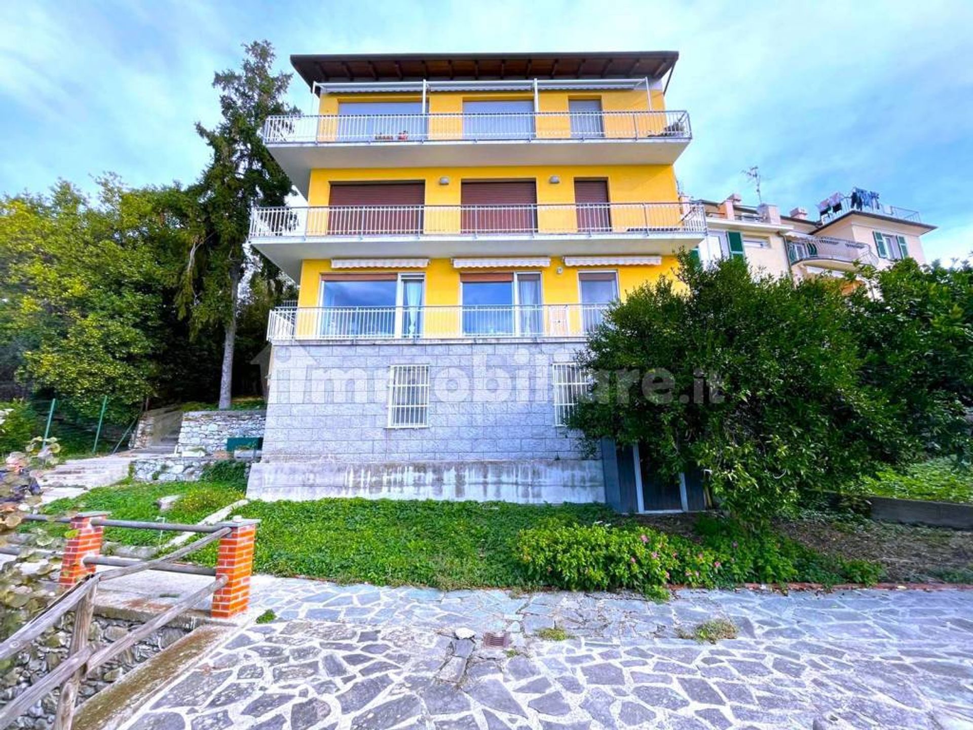 Condominium dans Sant'Andrea di Rovereto, Liguria 11754104