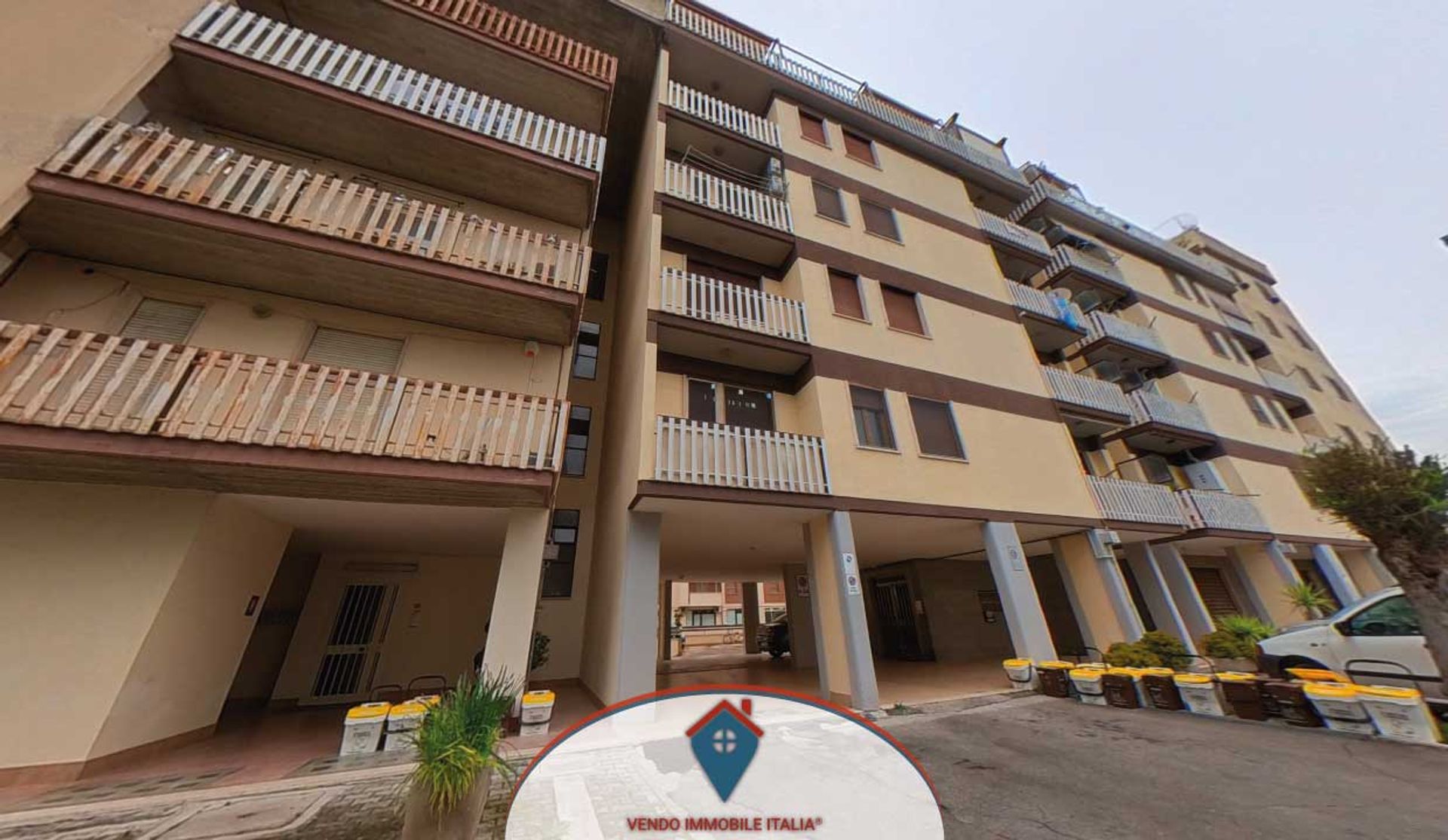 Condominium in Latina, Lazio 11754160