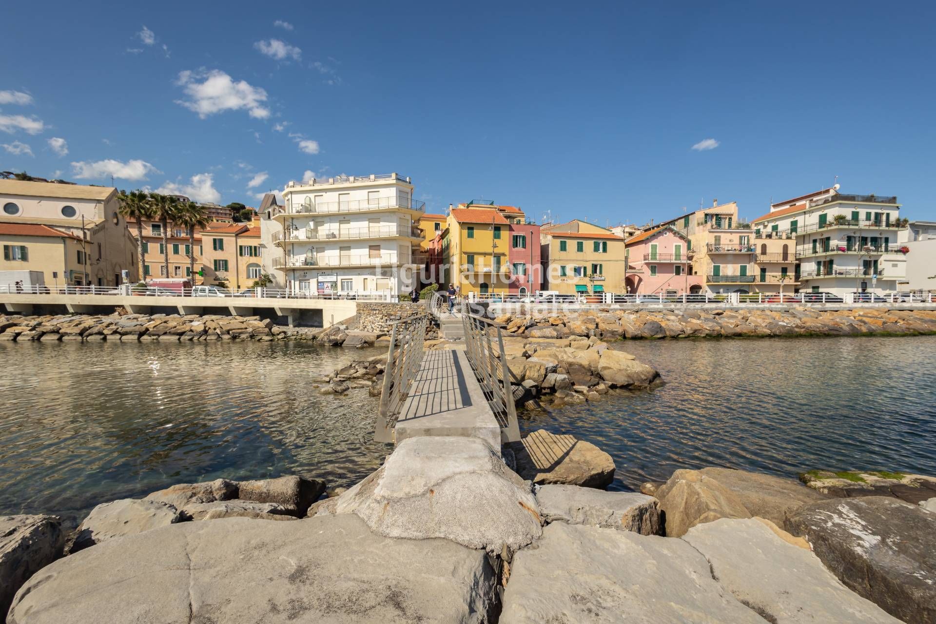 Ejerlejlighed i Santo Stefano al Mare, Liguria 11754500