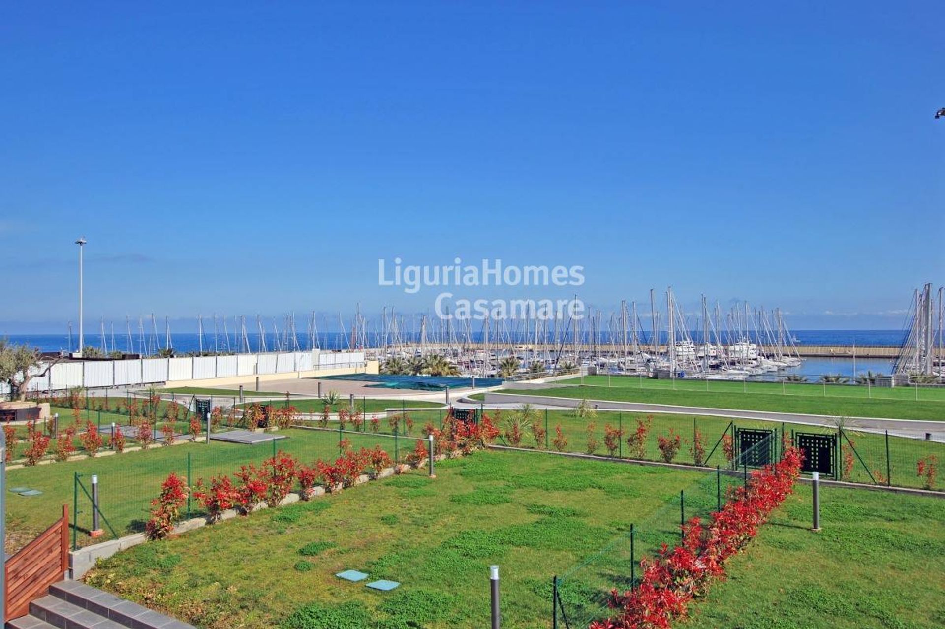 Condominium dans Santo Stefano al Mare, Ligurie 11754524