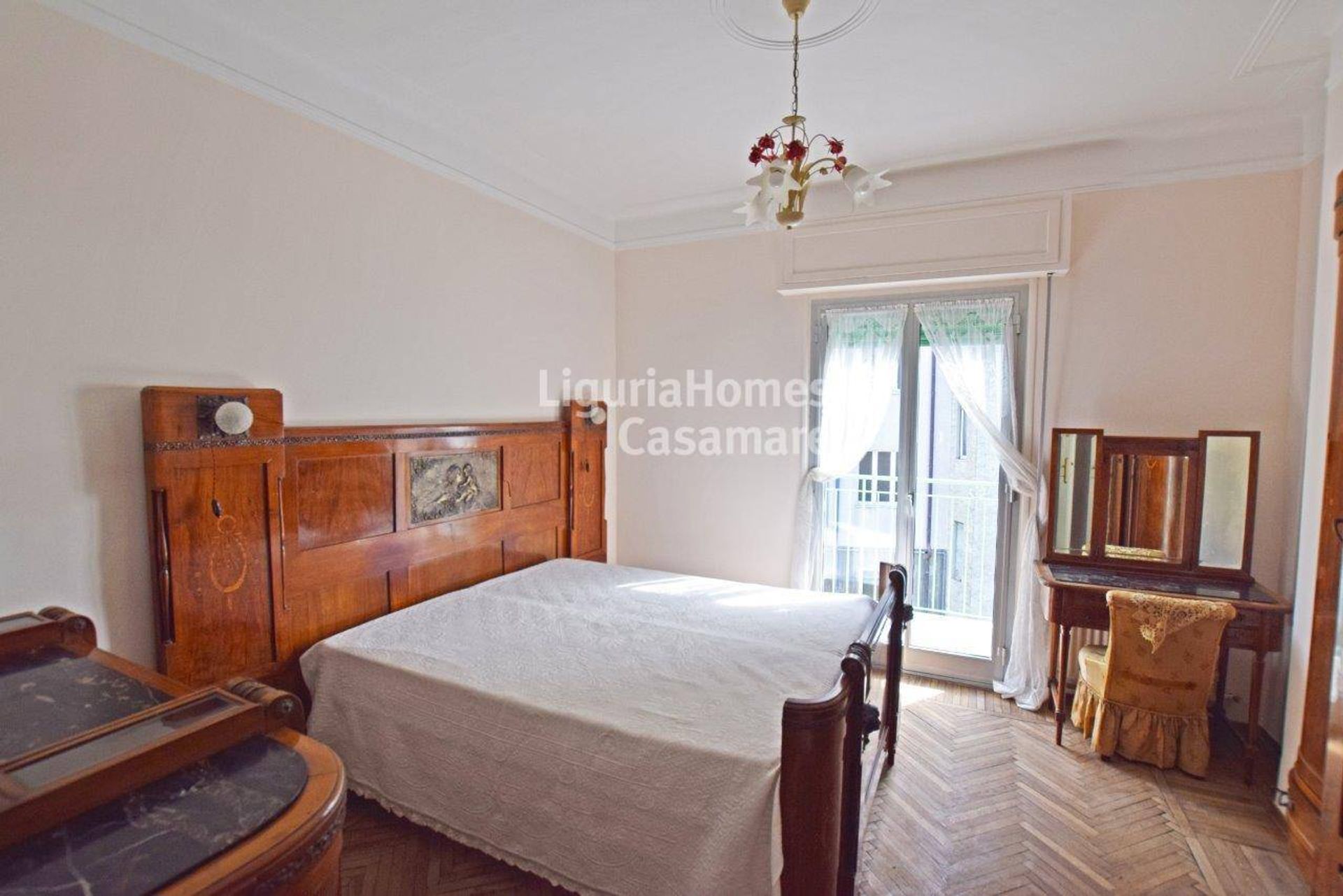 Condominio en Ospedaletti, Liguria 11754534