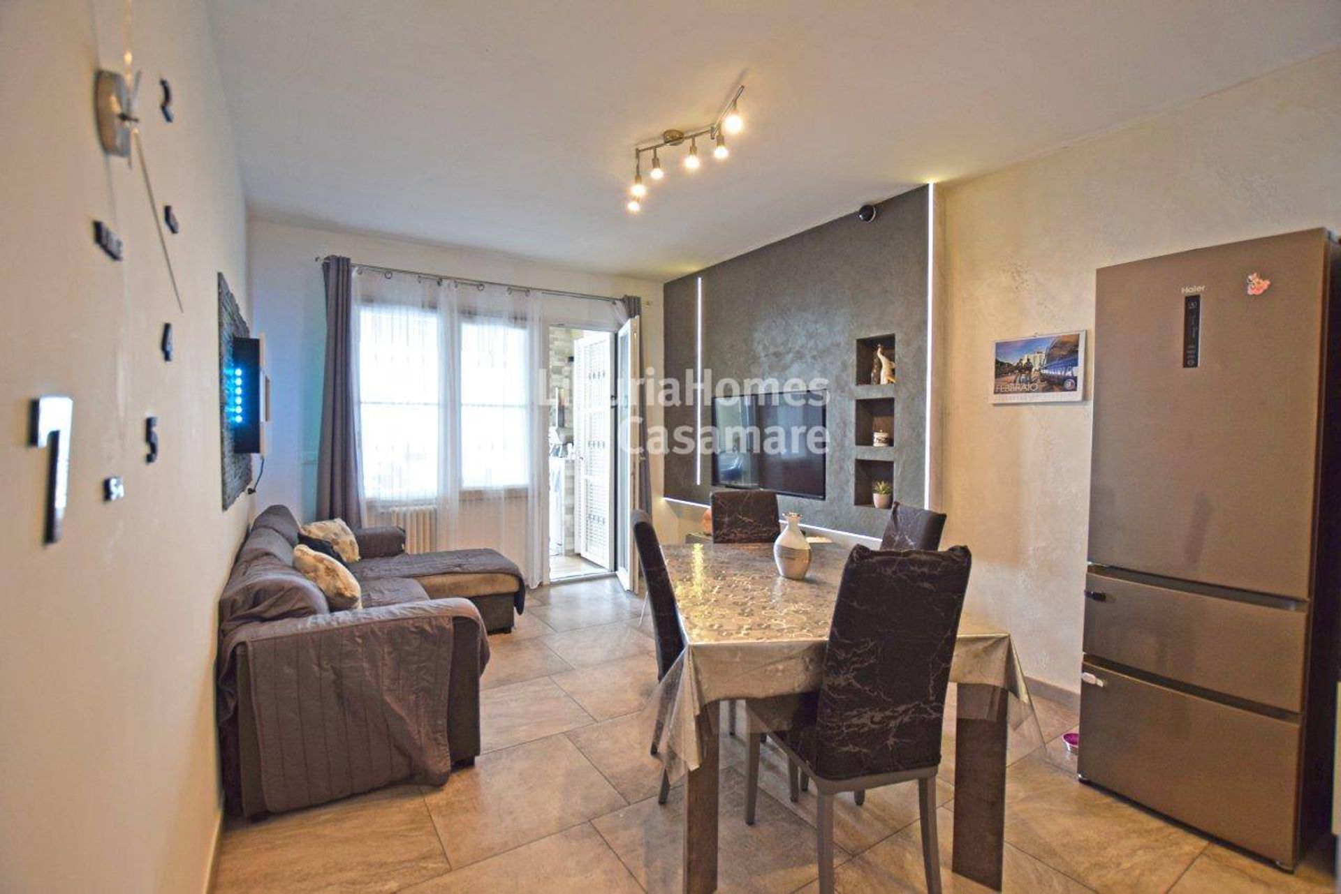 Condominium dans Ospedaletti, Ligurie 11754578