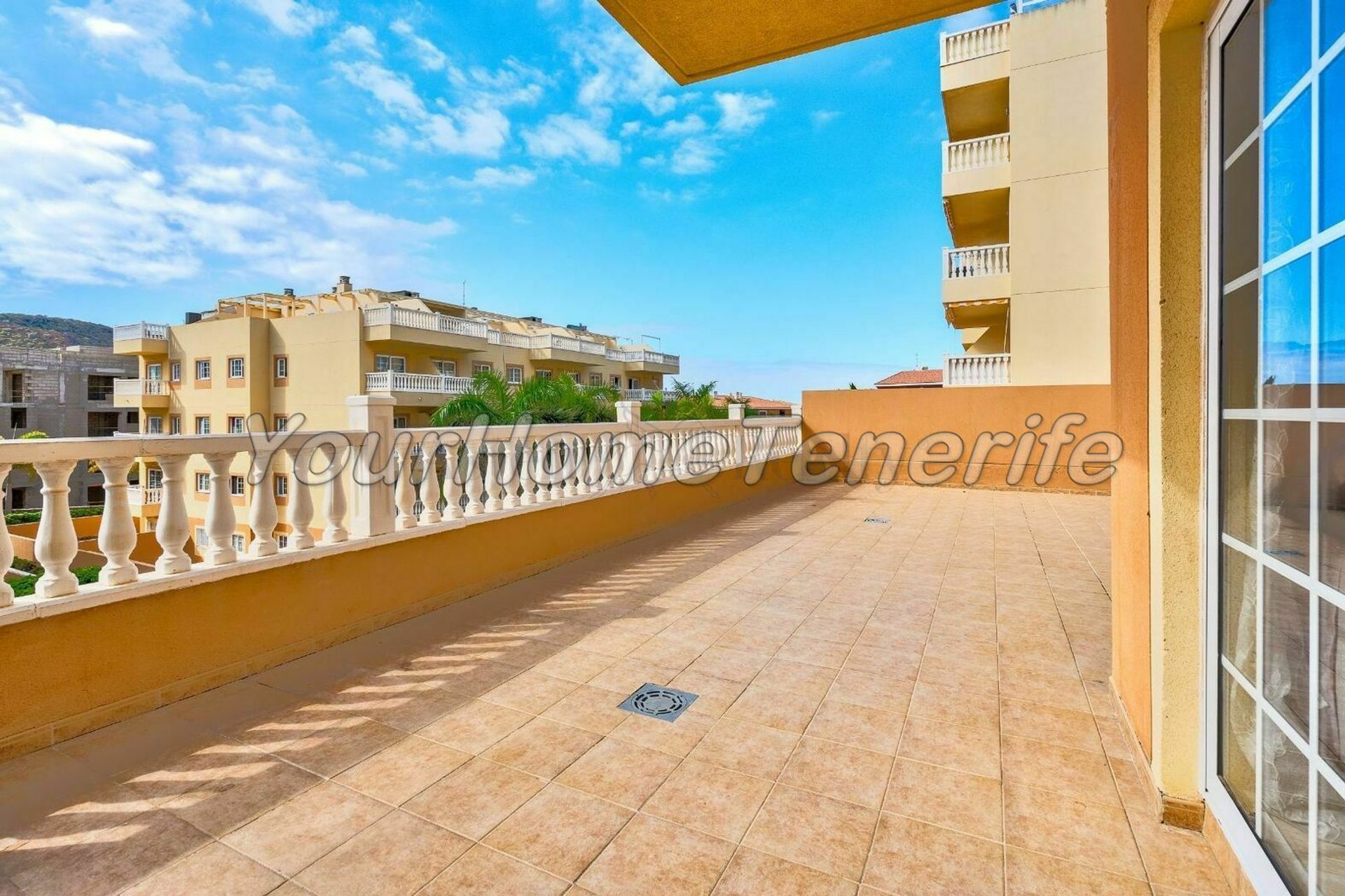 Condominio en Arona, Islas Canarias 11754583