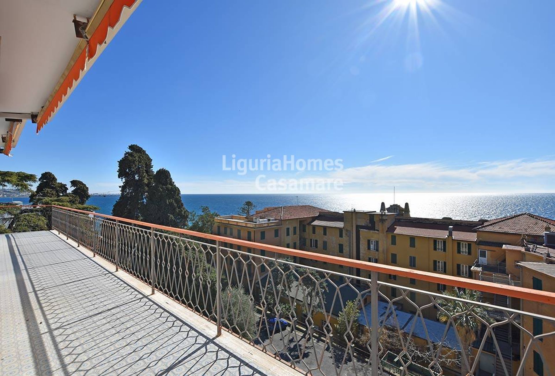 Osakehuoneisto sisään Sanremo, Liguria 11754642