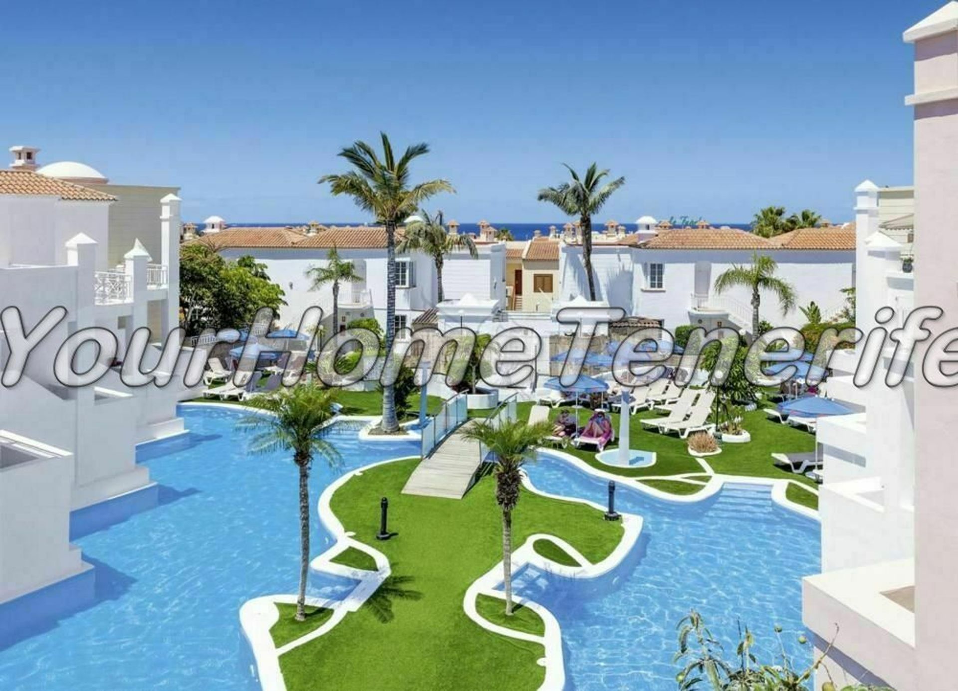 Condominium dans Adèje, les îles Canaries 11754848