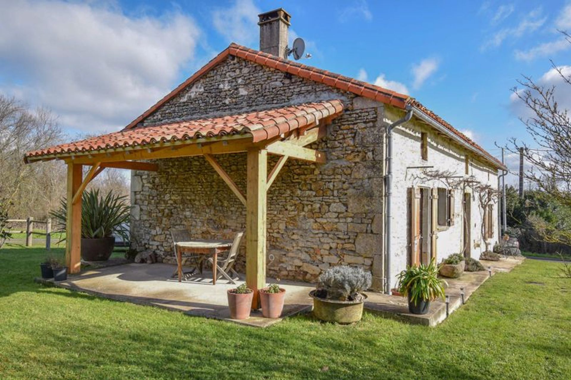 Huis in Romagne, Nouvelle-Aquitaine 11755169