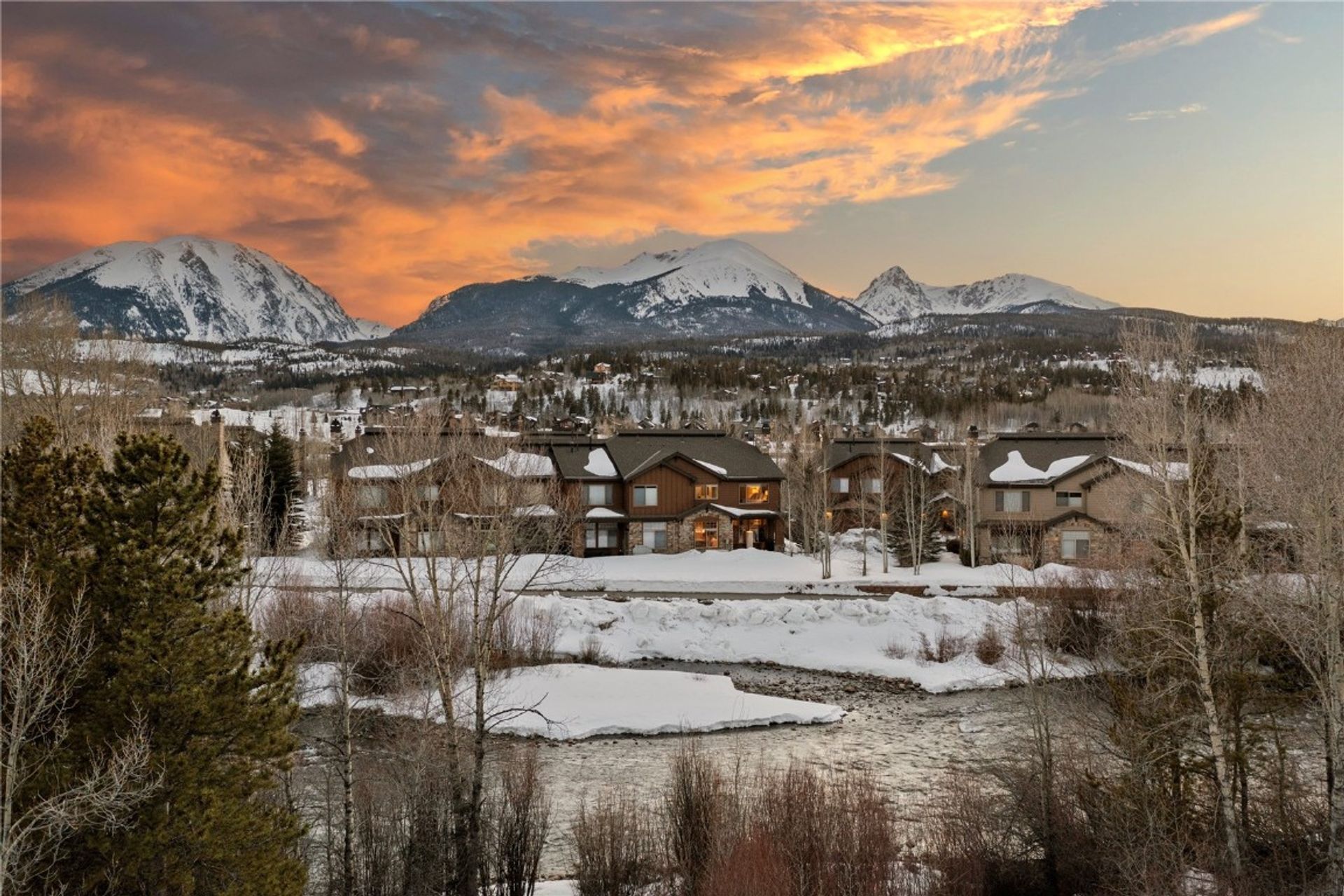 Condominium in Silverthorne, Colorado 11755208