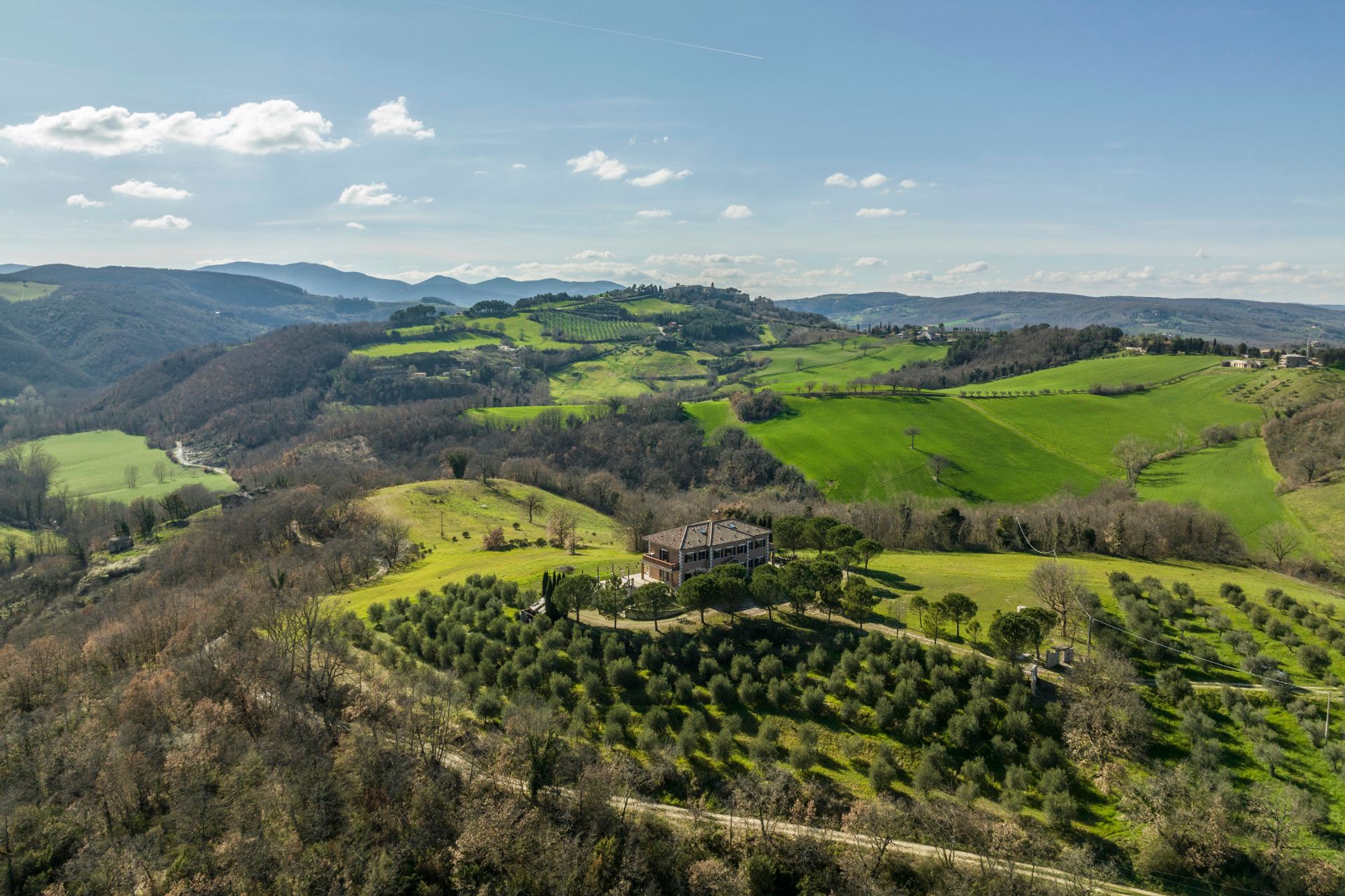 집 에 Avigliano Umbro, Umbria 11755282