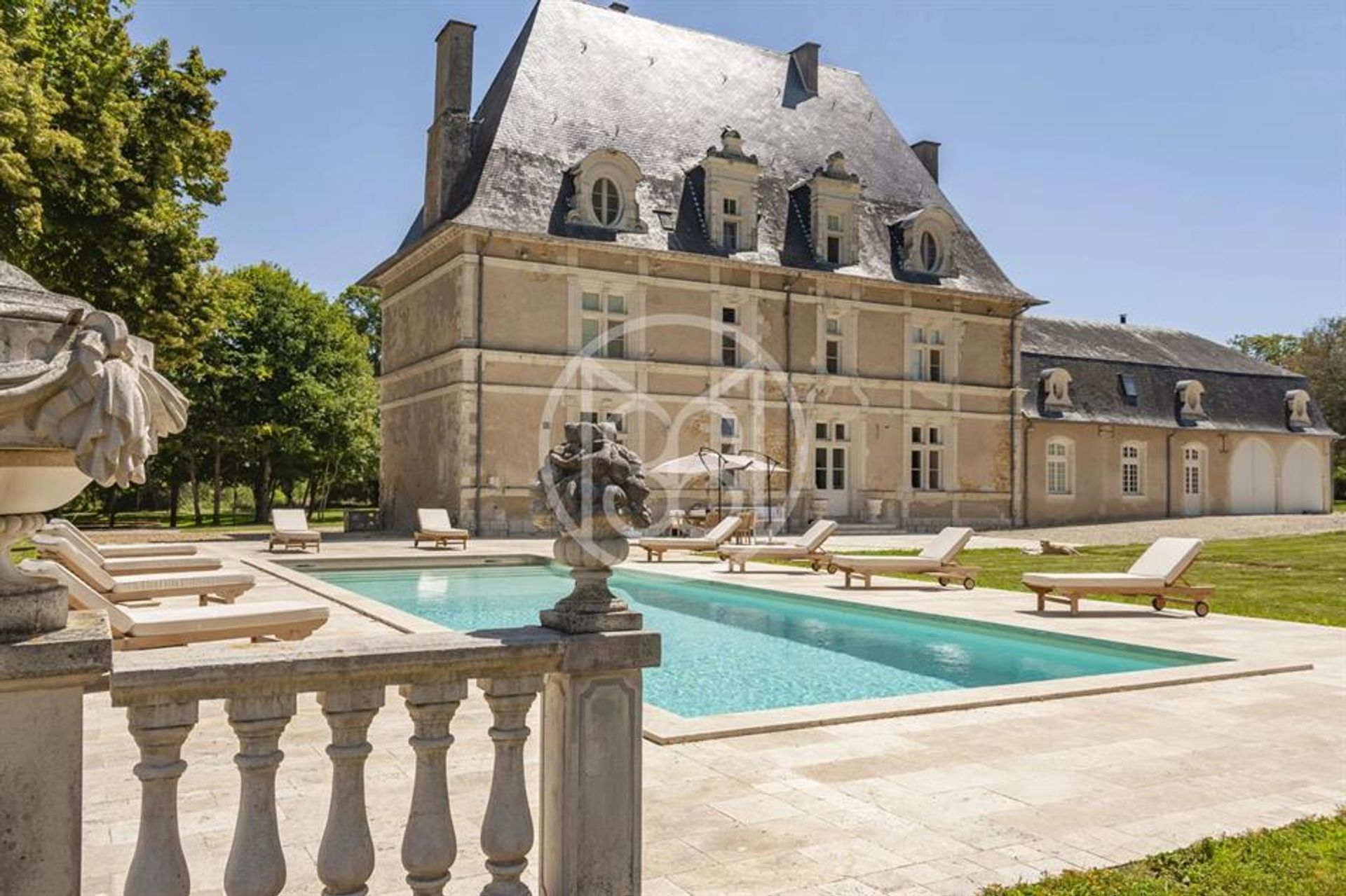 Casa nel Saint-Christophe-en-Bazelle, Centro-Valle della Loira 11755300