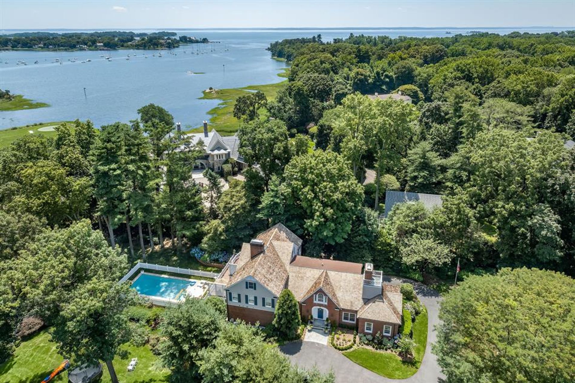 House in Indian Field, Connecticut 11755798