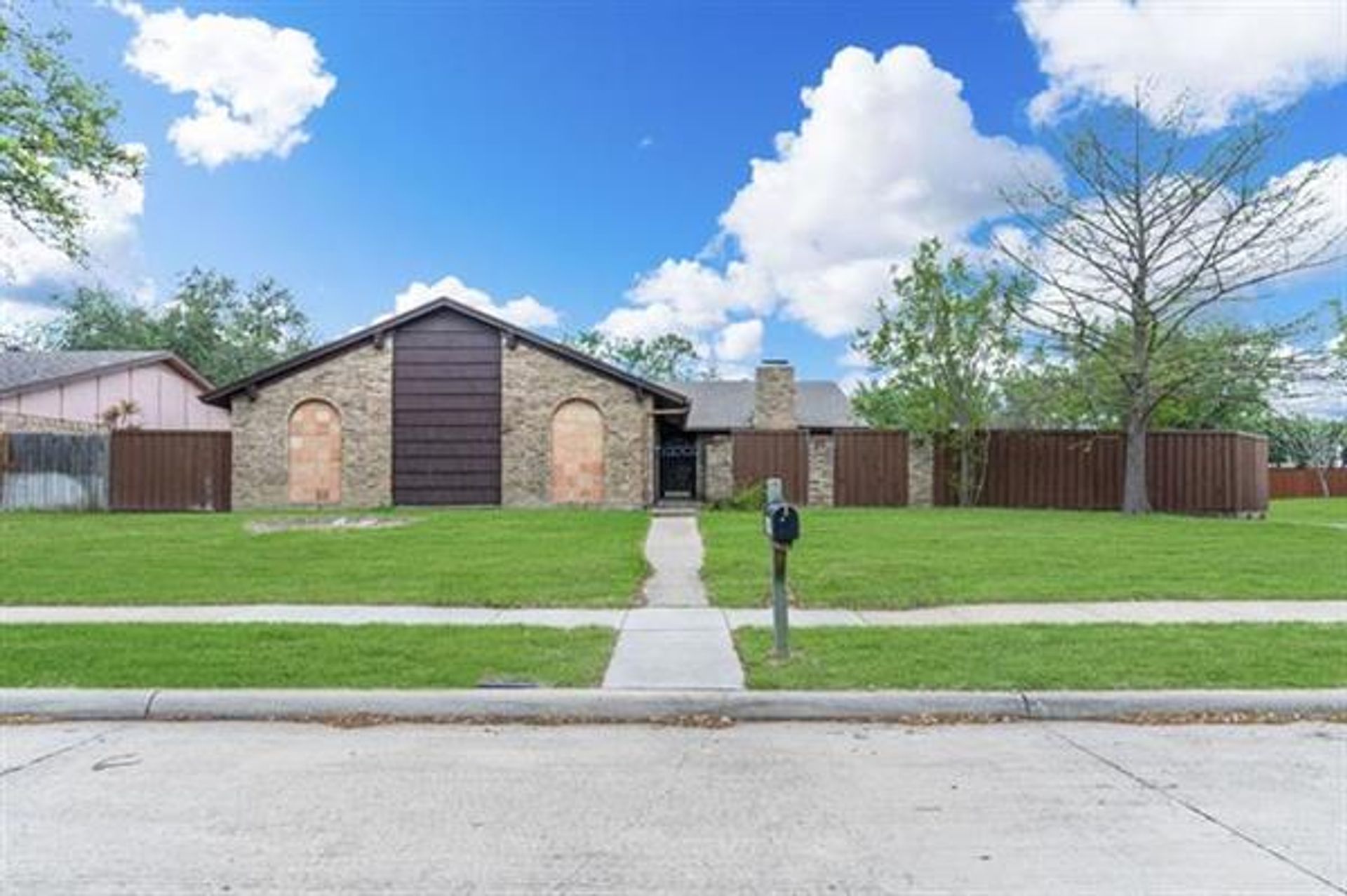 Hus i Richardson, Texas 11756525