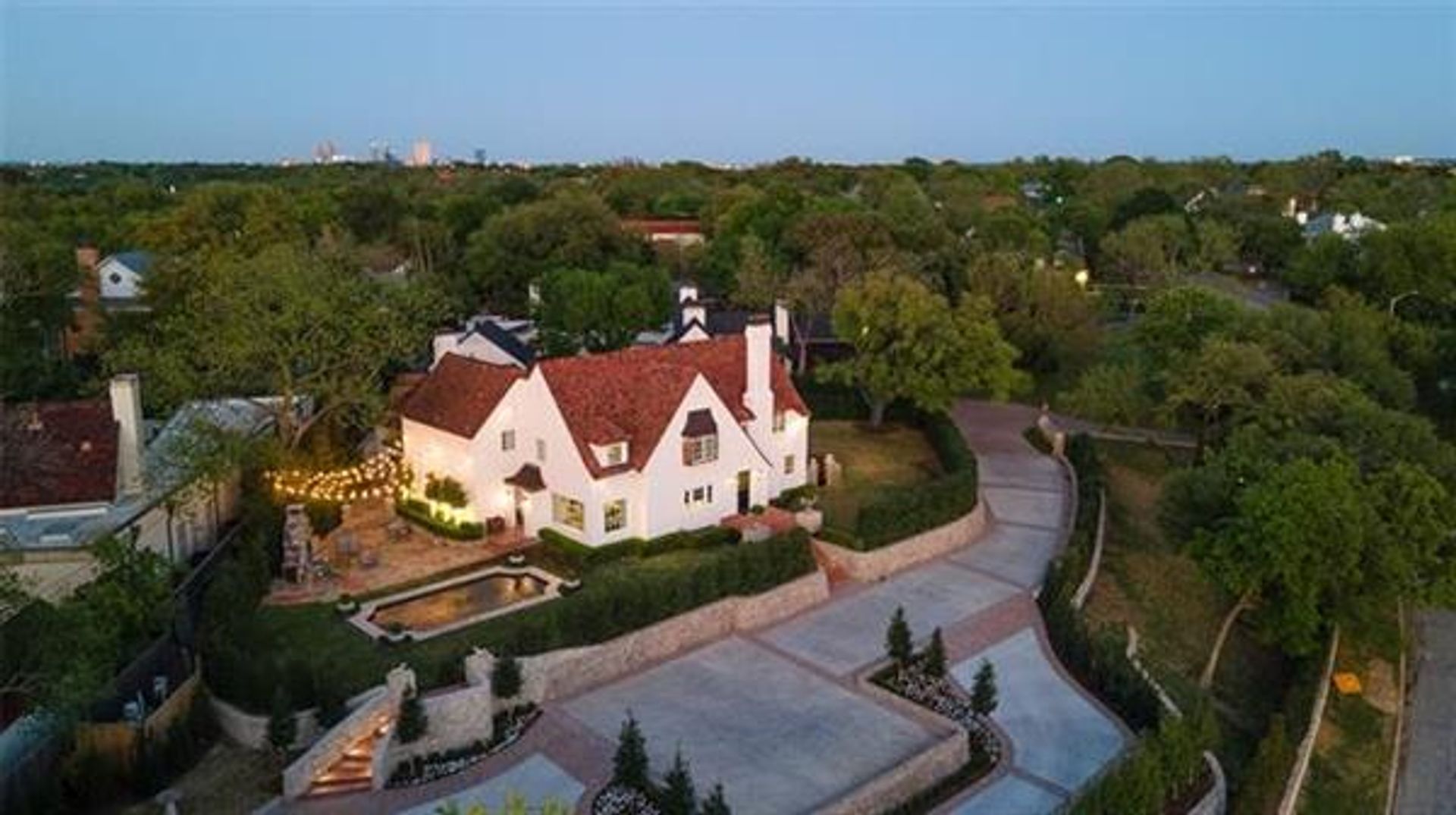 жилой дом в Westover Hills, Texas 11757444