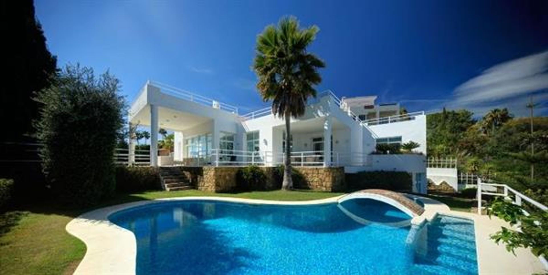 House in Benahavís, Andalusia 11757658