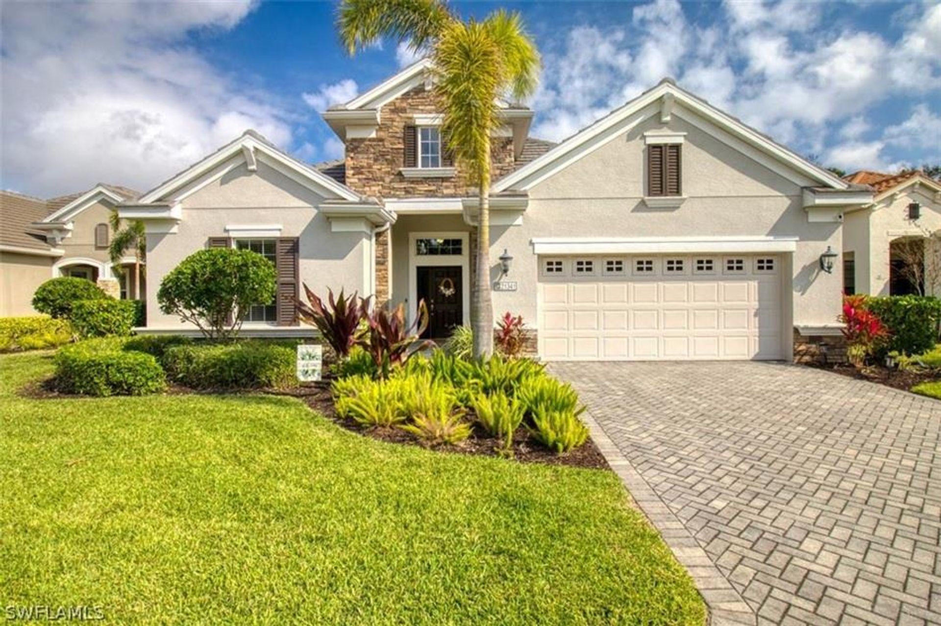 Huis in Estero, Florida 11757740