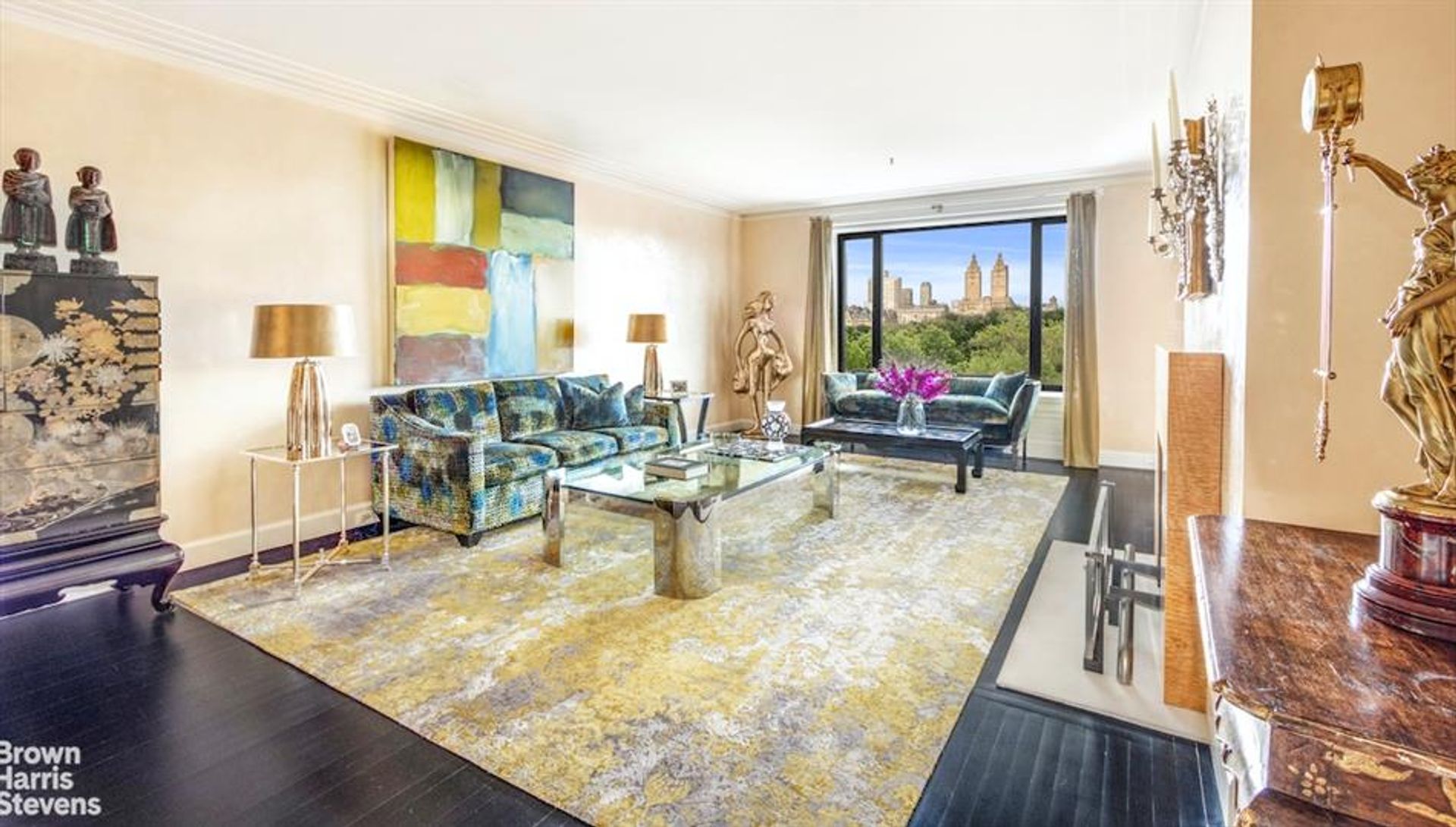 Condominium in Manhattan, New York 11759950