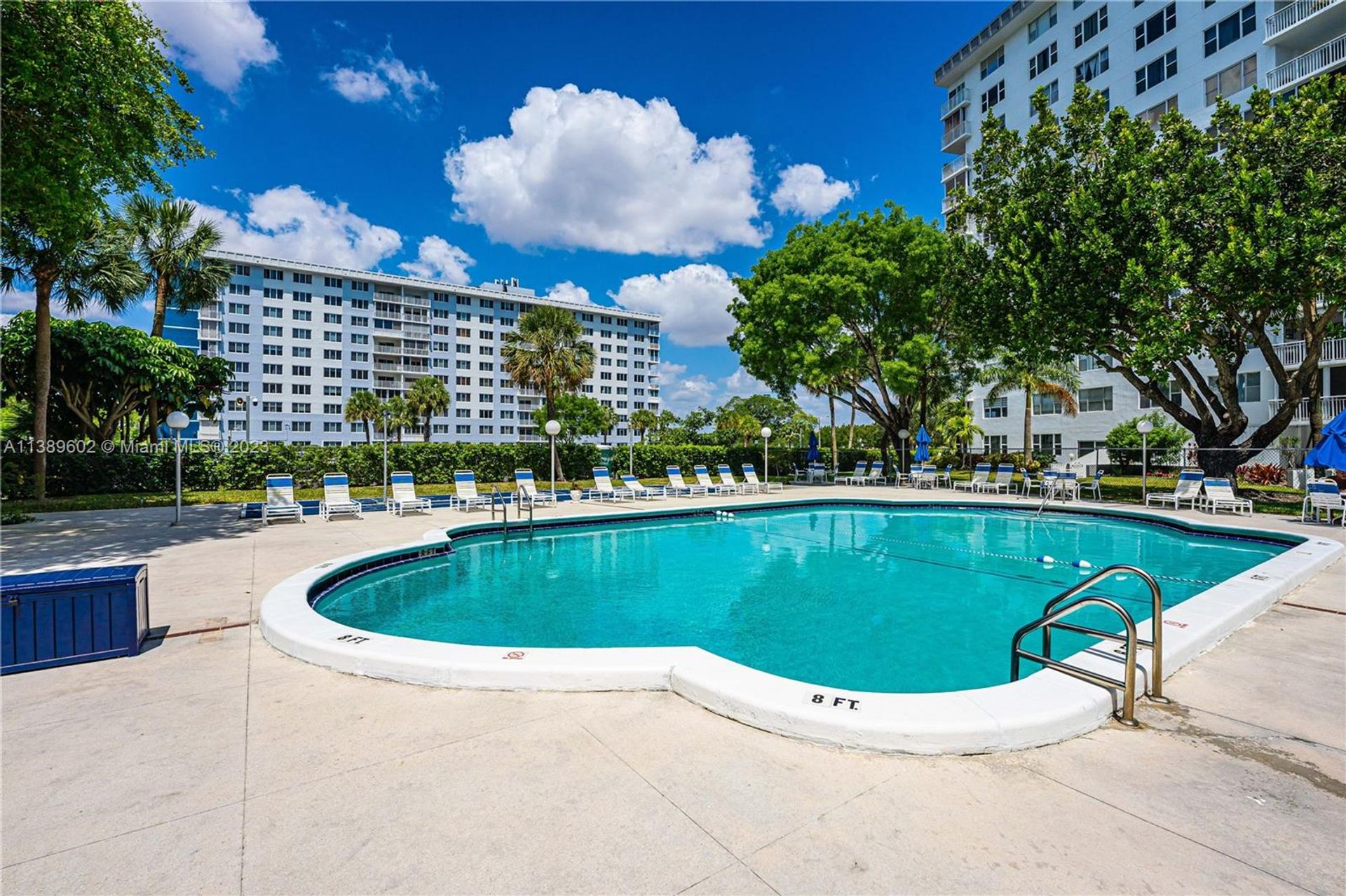 Condominio en Hollywood, Florida 11760427