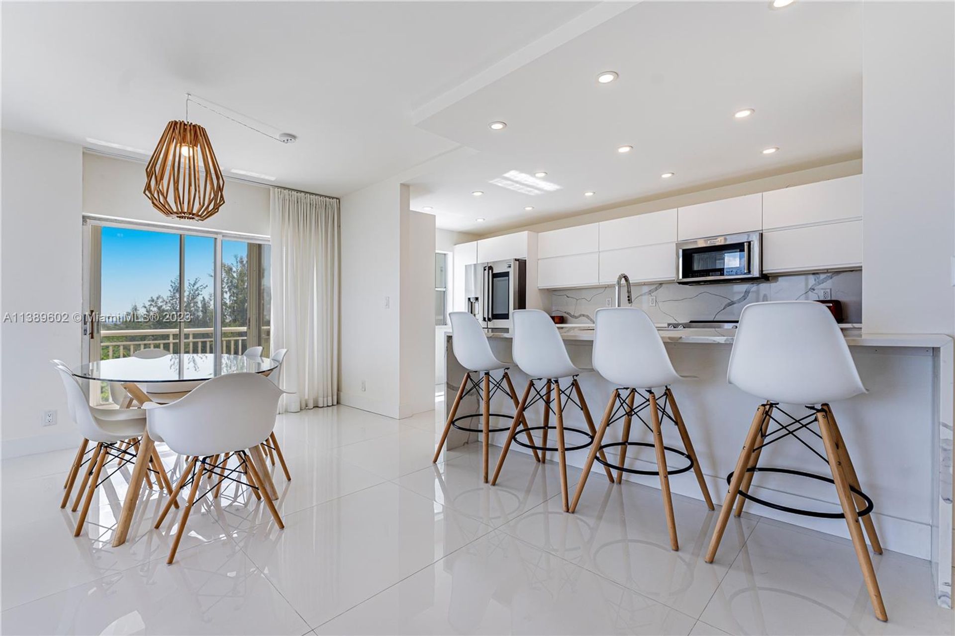 Condominio en Hollywood, Florida 11760427