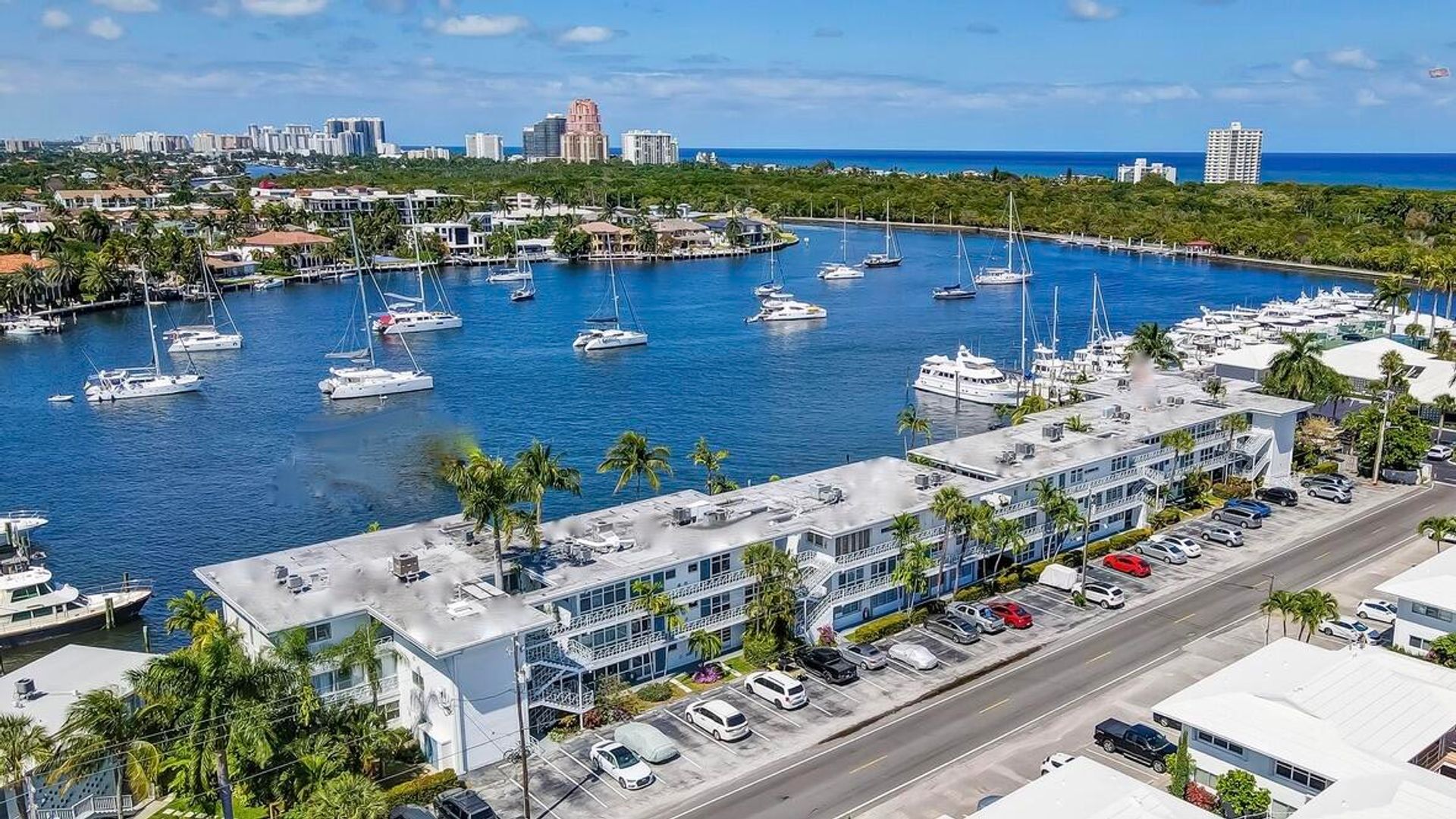 सम्मिलित में Birch Ocean Front, Florida 11760455