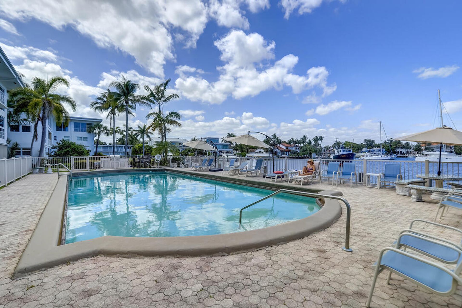 Condominium in Fort Lauderdale, Florida 11760455