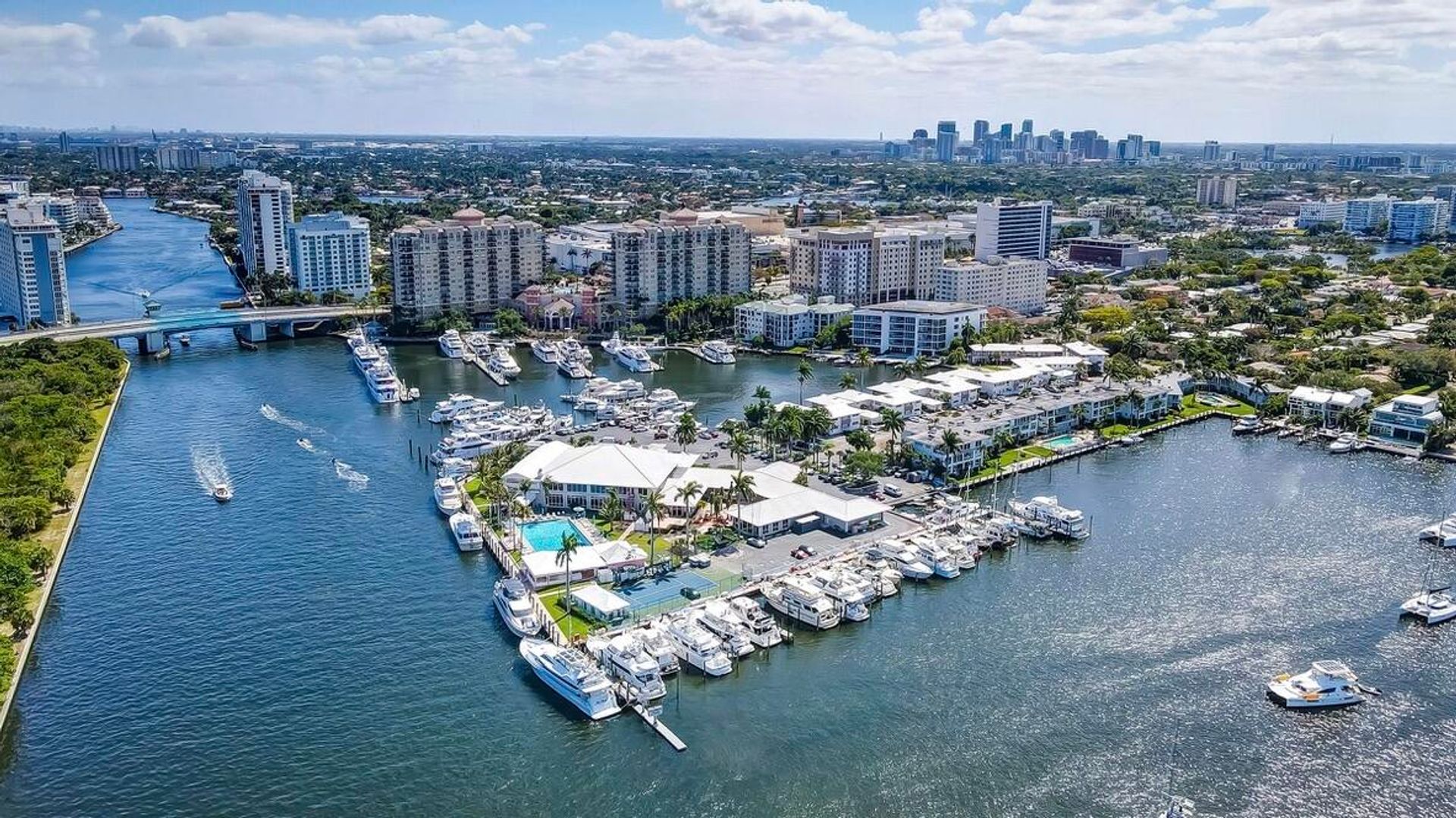 सम्मिलित में Birch Ocean Front, Florida 11760455