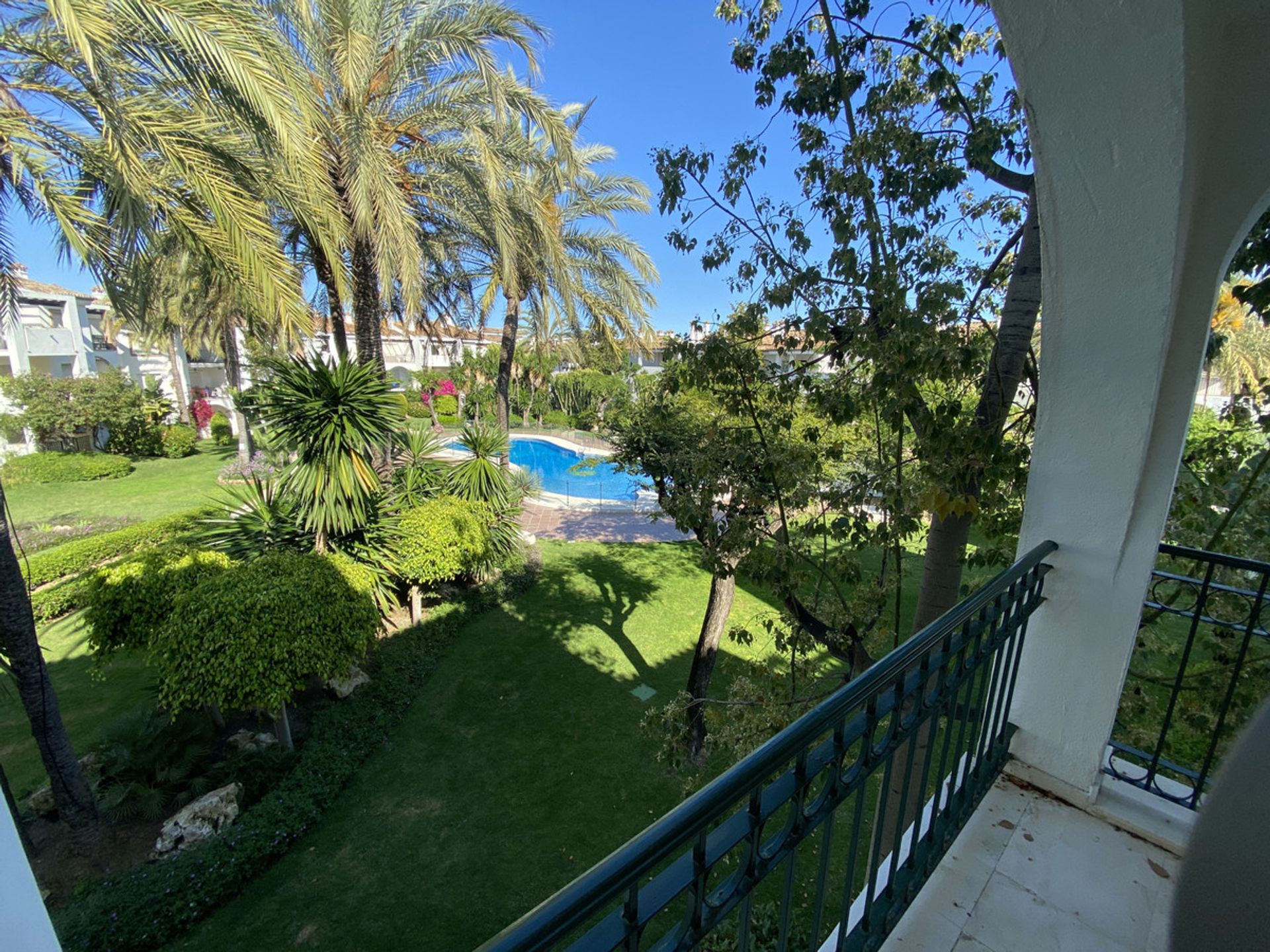 Condominium in Marbella, Andalucía 11761269