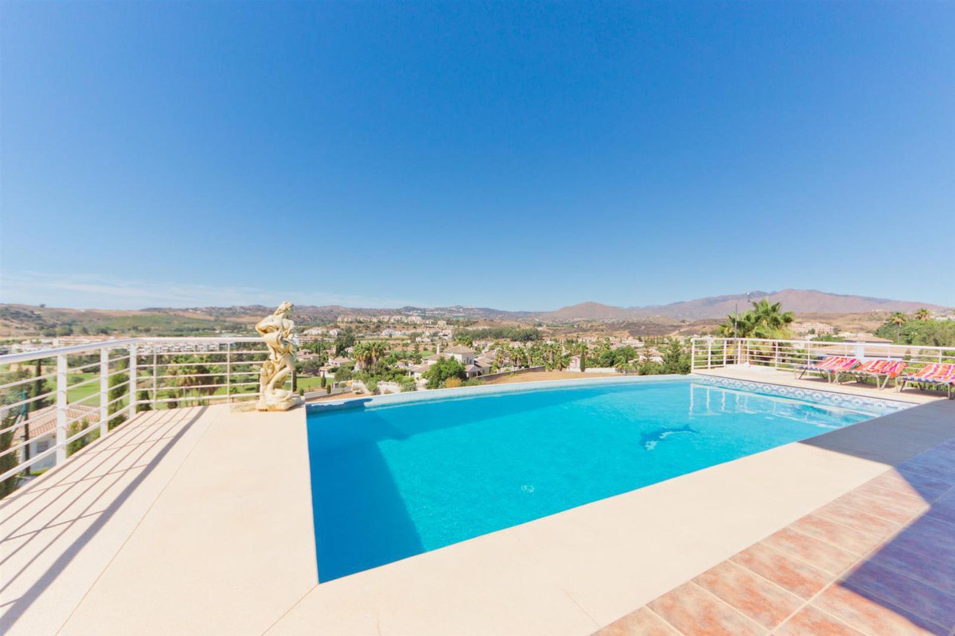 Hus i Las Lagunas de Mijas, Andalucía 11765072