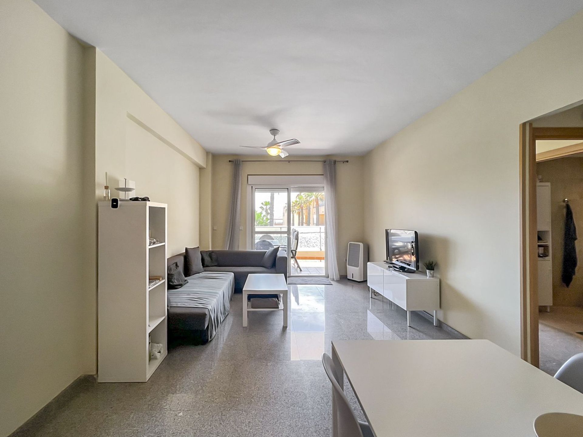 Condominium in San Luis de Sabinillas, Andalusia 11769844